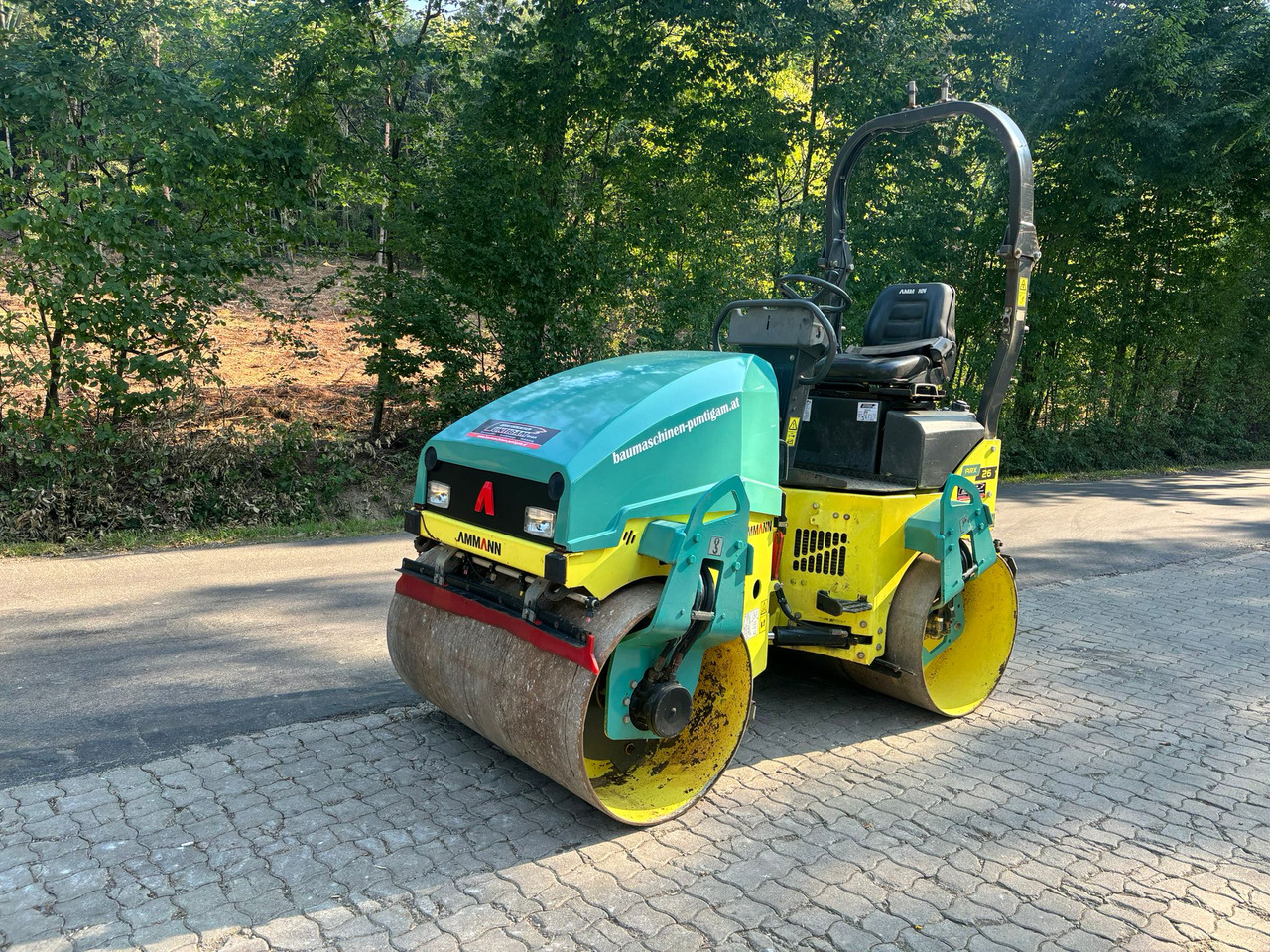 Ammann ARX 26 - Cestovni valjak: slika Ammann ARX 26 - Cestovni valjak Ammann ARX 26 - Cestovni valjak: slika Ammann ARX 26 - Cestovni valjak