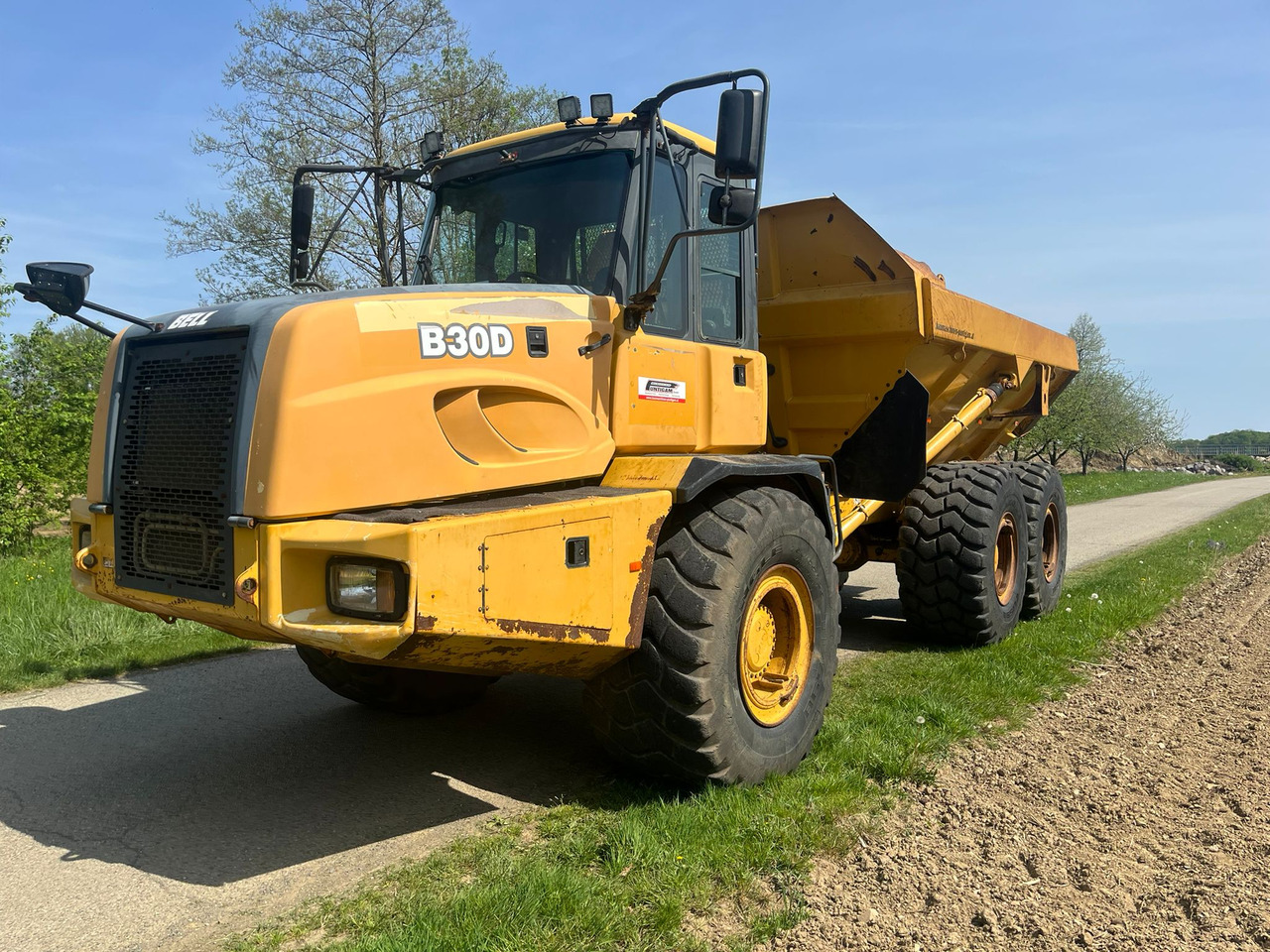 BELL ADT B 30 D - Istovarivač: slika BELL ADT B 30 D - Istovarivač BELL ADT B 30 D - Istovarivač: slika BELL ADT B 30 D - Istovarivač