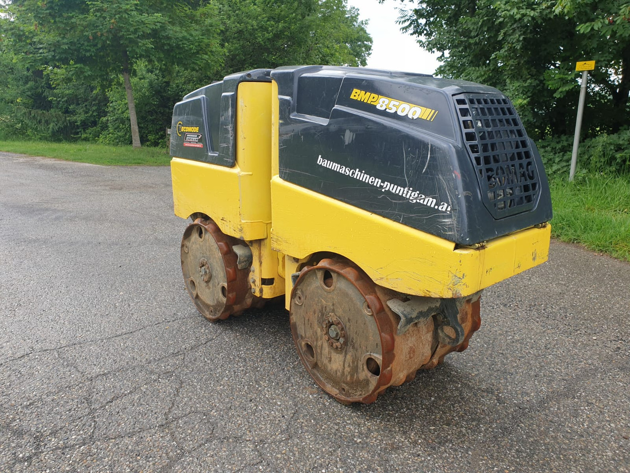 BOMAG BMP 8500 - Valjak: slika BOMAG BMP 8500 - Valjak BOMAG BMP 8500 - Valjak: slika BOMAG BMP 8500 - Valjak