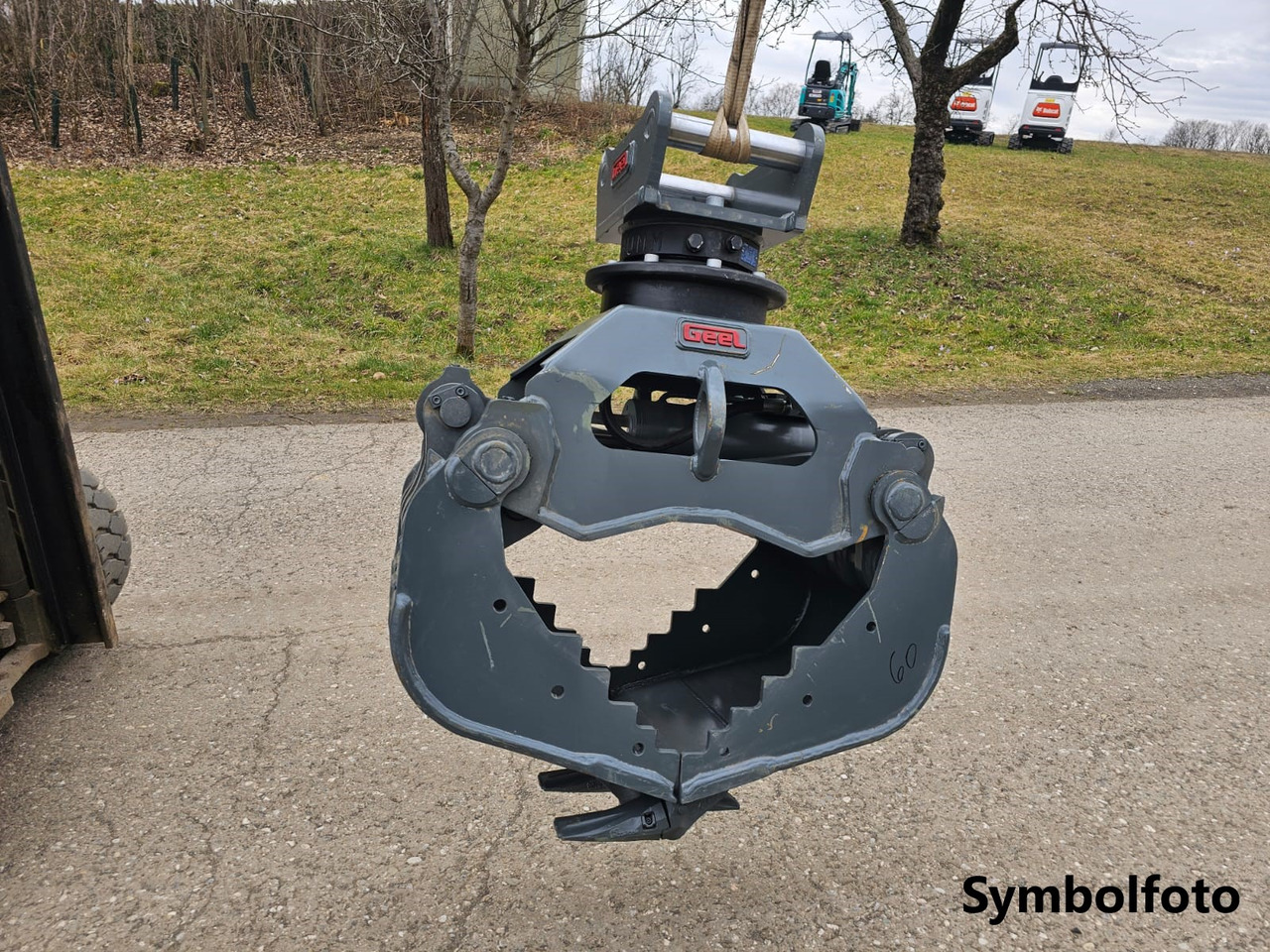 Geel UG 15 - Grajfer za Bager gusjeničar: slika Geel UG 15 - Grajfer za Bager gusjeničar Geel UG 15 - Grajfer za Bager gusjeničar: slika Geel UG 15 - Grajfer za Bager gusjeničar