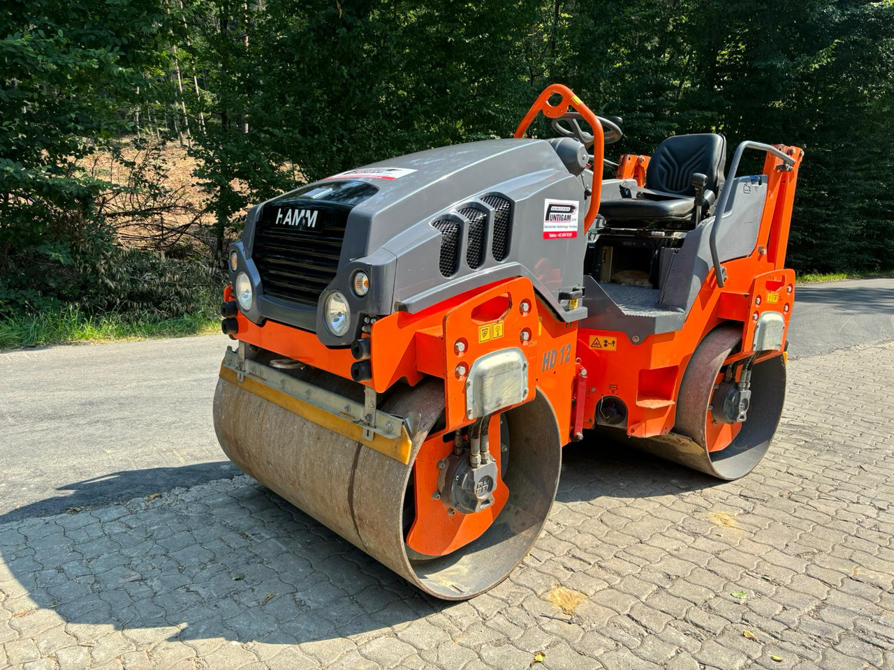 HAMM HD 12 VV - Mini valjak: slika HAMM HD 12 VV - Mini valjak HAMM HD 12 VV - Mini valjak: slika HAMM HD 12 VV - Mini valjak