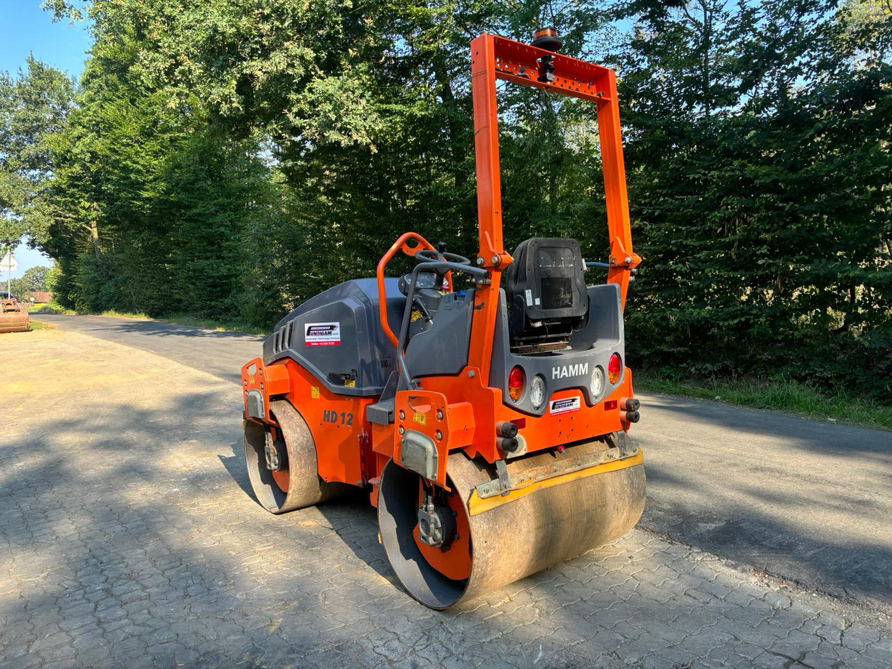 Hamm HD 12 VV - Mini valjak: slika Hamm HD 12 VV - Mini valjak Hamm HD 12 VV - Mini valjak: slika Hamm HD 12 VV - Mini valjak