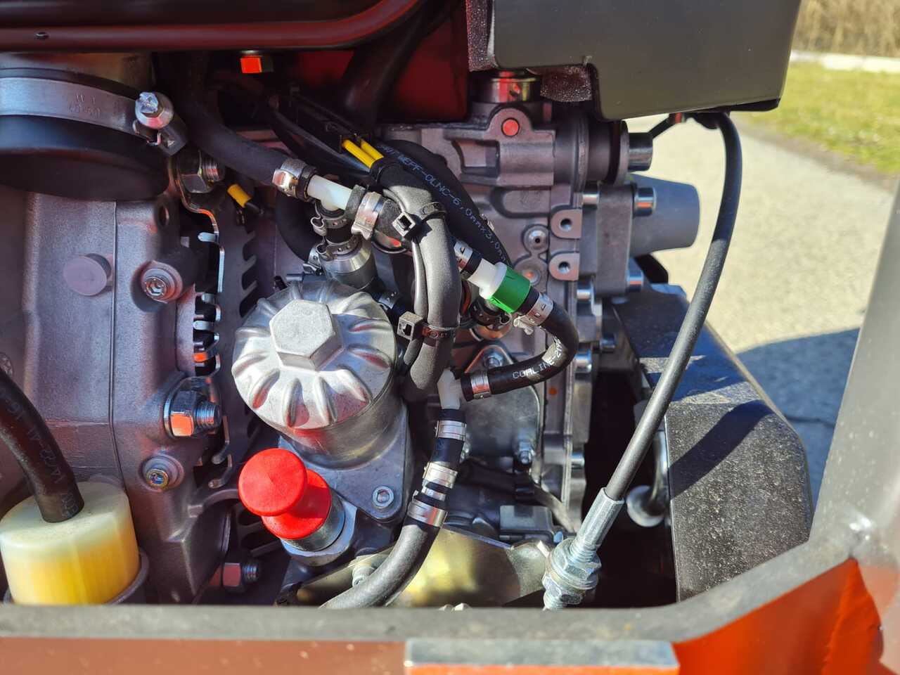 Vibro ploča Husqvarna LG 504: slika Vibro ploča Husqvarna LG 504 Vibro ploča Husqvarna LG 504: slika Vibro ploča Husqvarna LG 504