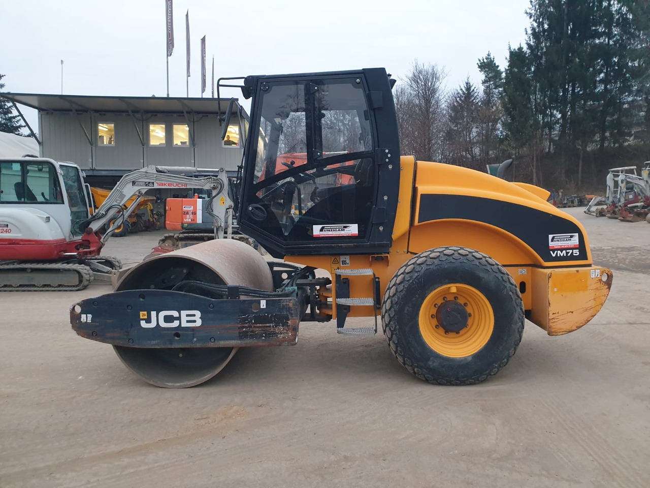JCB VM 75 D - Valjak: slika JCB VM 75 D - Valjak JCB VM 75 D - Valjak: slika JCB VM 75 D - Valjak