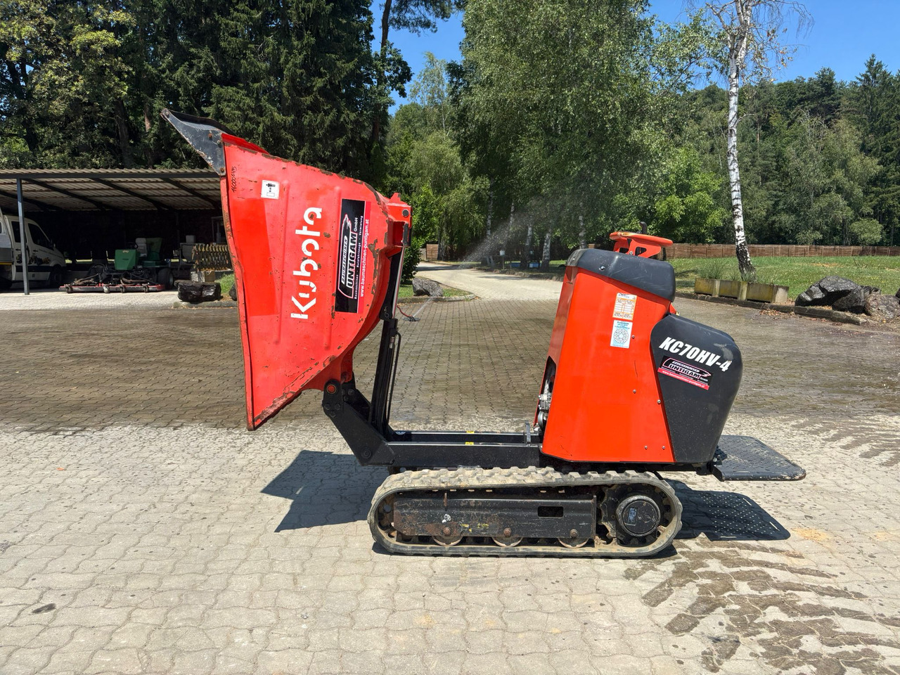 KUBOTA KC 70 - Mini istovarivač: slika KUBOTA KC 70 - Mini istovarivač KUBOTA KC 70 - Mini istovarivač: slika KUBOTA KC 70 - Mini istovarivač