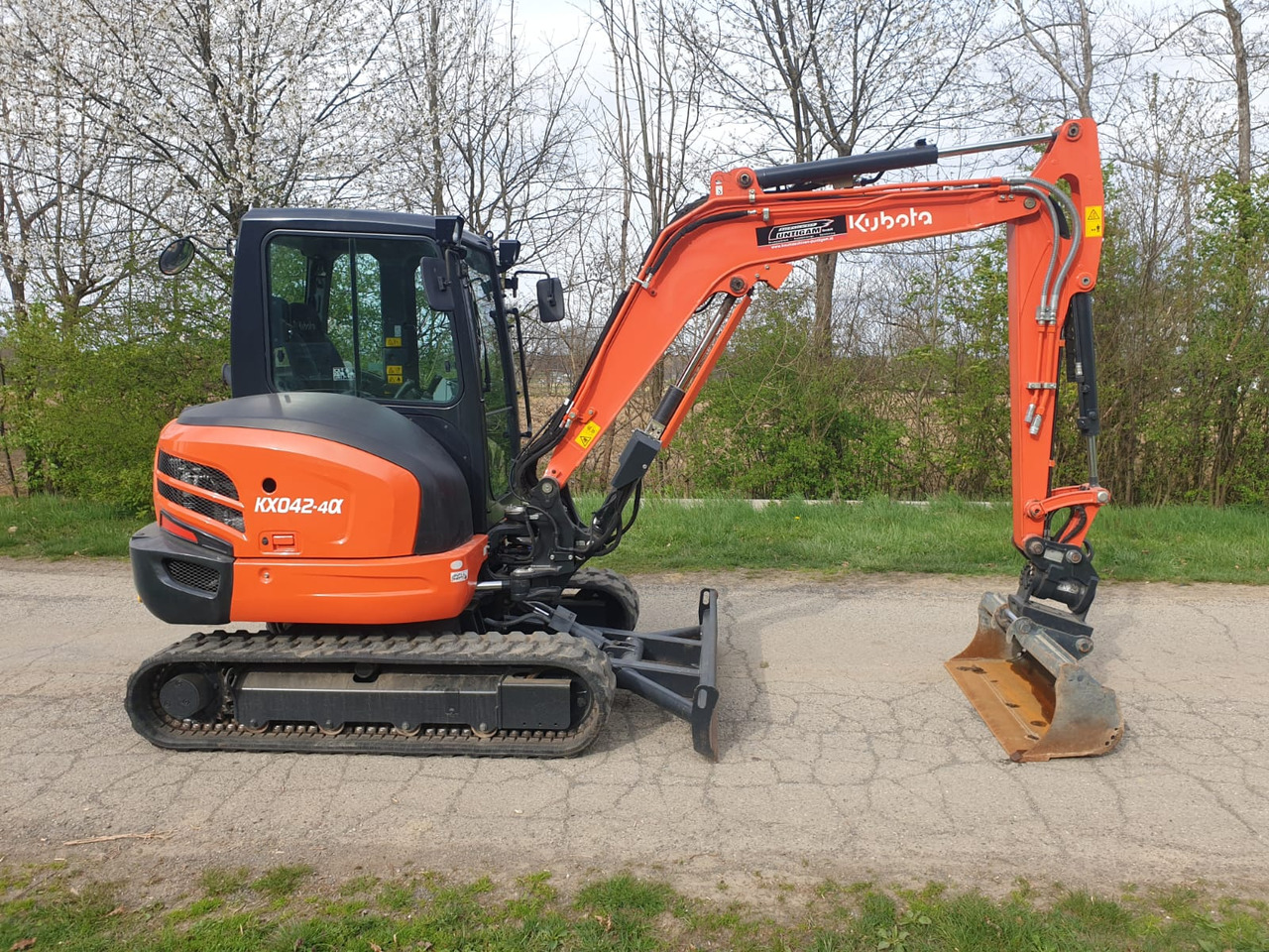 KUBOTA KX 042-4A - Mini bager: slika KUBOTA KX 042-4A - Mini bager KUBOTA KX 042-4A - Mini bager: slika KUBOTA KX 042-4A - Mini bager