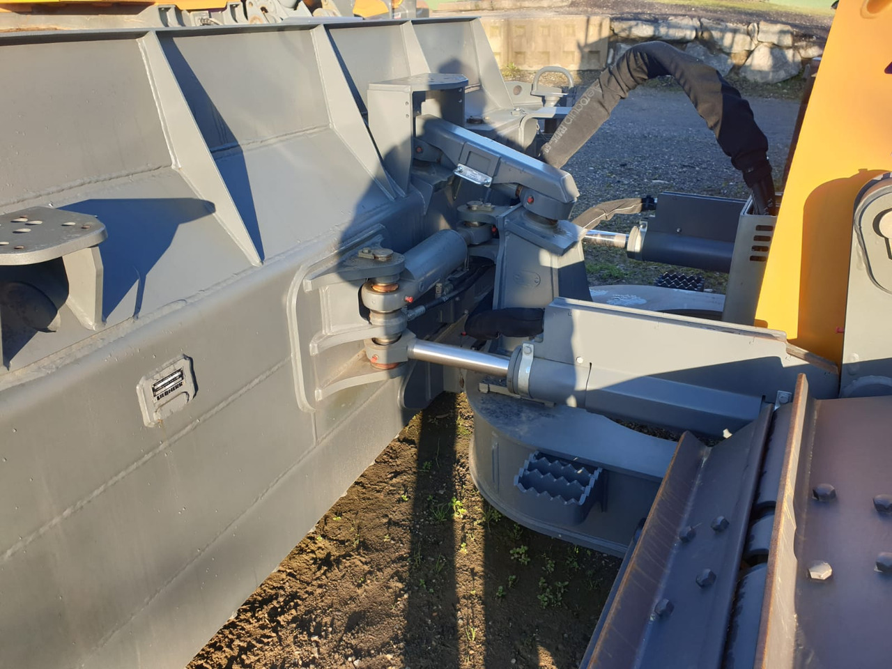 Zakup LIEBHERR PR 716 05 LGP LIEBHERR PR 716 05 LGP: slika Zakup LIEBHERR PR 716 05 LGP LIEBHERR PR 716 05 LGP