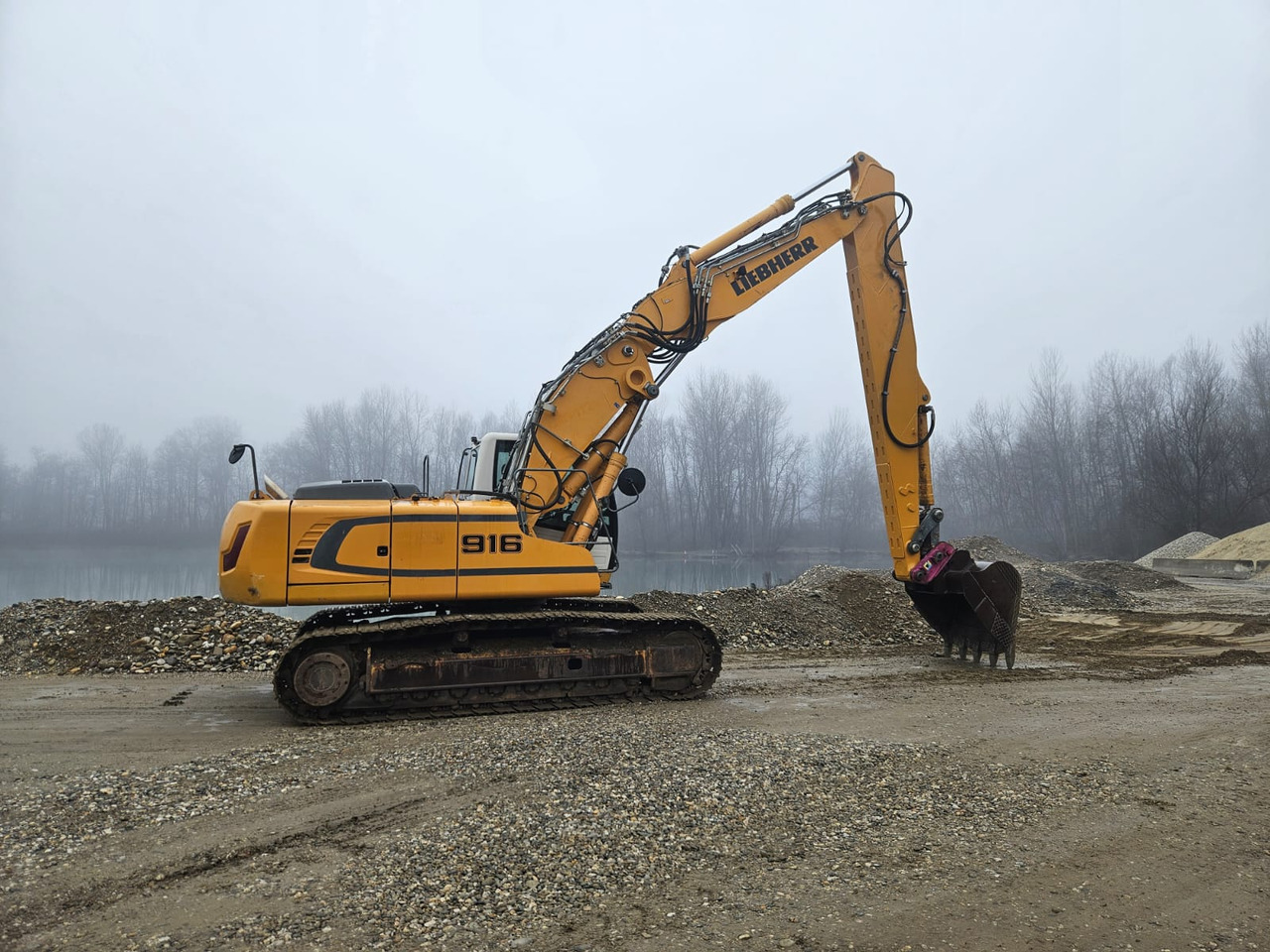 LIEBHERR R 916 LC Litronic - Long Reach - Bager gusjeničar: slika LIEBHERR R 916 LC Litronic - Long Reach - Bager gusjeničar LIEBHERR R 916 LC Litronic - Long Reach - Bager gusjeničar: slika LIEBHERR R 916 LC Litronic - Long Reach - Bager gusjeničar