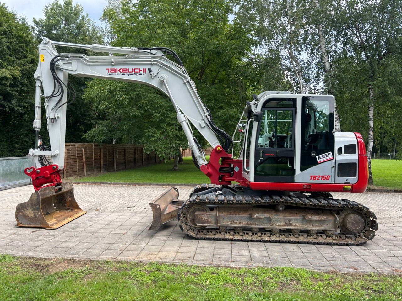 TAKEUCHI TB 2150 - Bager gusjeničar: slika TAKEUCHI TB 2150 - Bager gusjeničar TAKEUCHI TB 2150 - Bager gusjeničar: slika TAKEUCHI TB 2150 - Bager gusjeničar