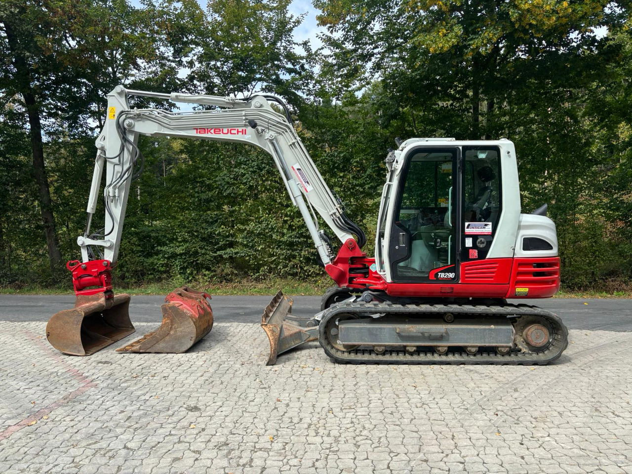TAKEUCHI TB 290 - Mini bager: slika TAKEUCHI TB 290 - Mini bager TAKEUCHI TB 290 - Mini bager: slika TAKEUCHI TB 290 - Mini bager