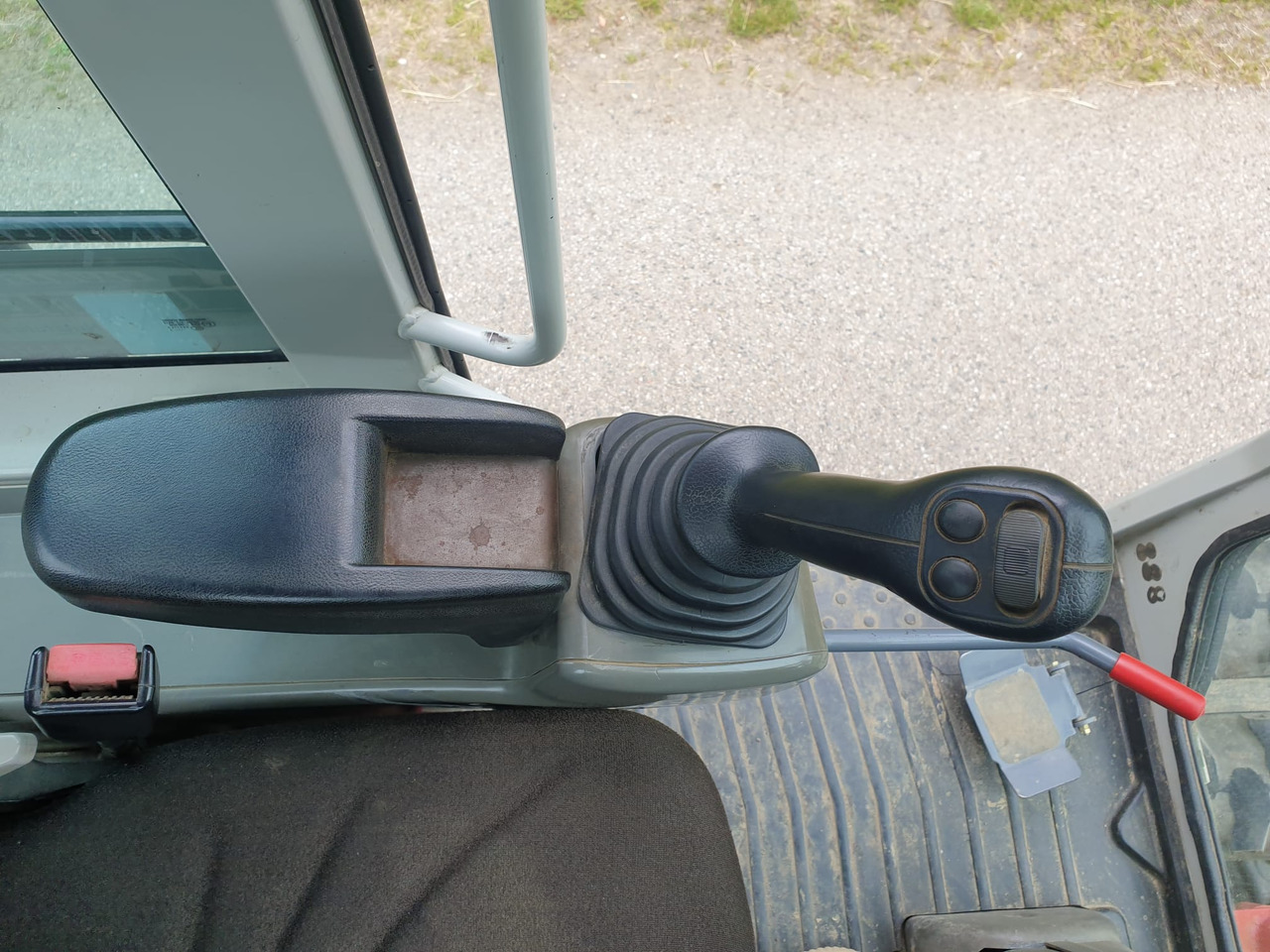 Bager na kotačima TAKEUCHI TB 295W: slika Bager na kotačima TAKEUCHI TB 295W Bager na kotačima TAKEUCHI TB 295W: slika Bager na kotačima TAKEUCHI TB 295W