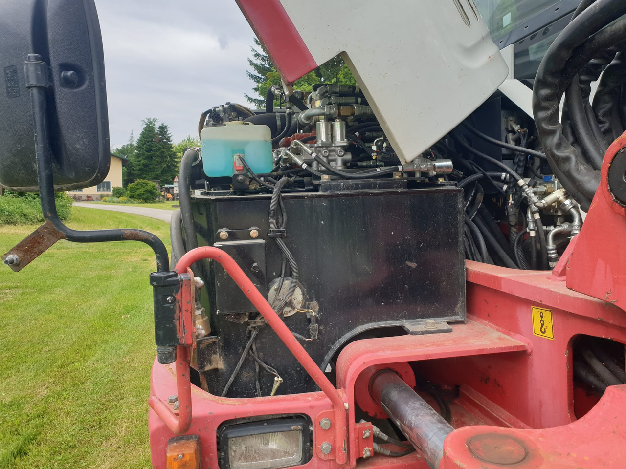 Bager na kotačima TAKEUCHI TB 295W: slika Bager na kotačima TAKEUCHI TB 295W Bager na kotačima TAKEUCHI TB 295W: slika Bager na kotačima TAKEUCHI TB 295W