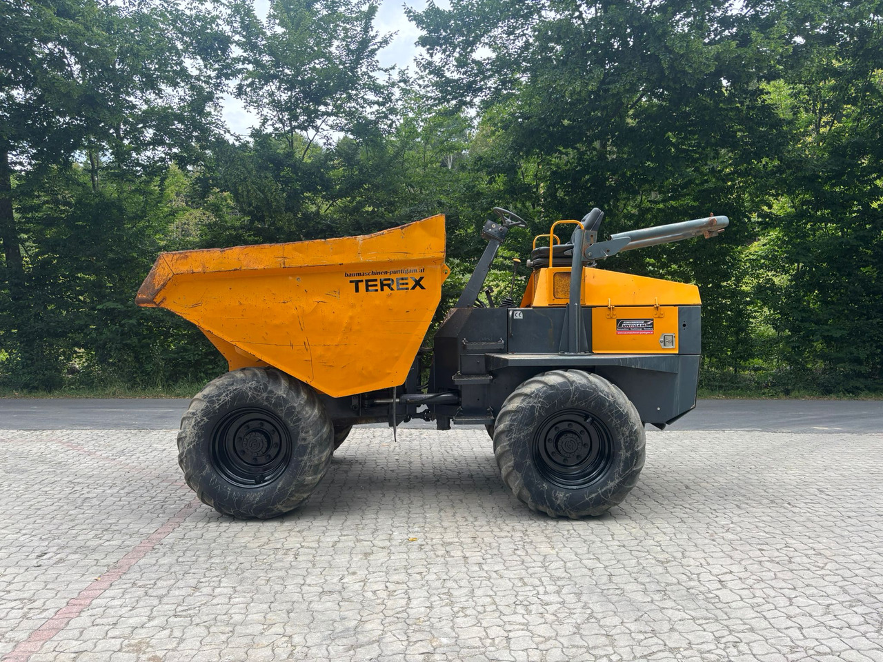 TEREX TA 9 - Zglobni istovarivač: slika TEREX TA 9 - Zglobni istovarivač TEREX TA 9 - Zglobni istovarivač: slika TEREX TA 9 - Zglobni istovarivač