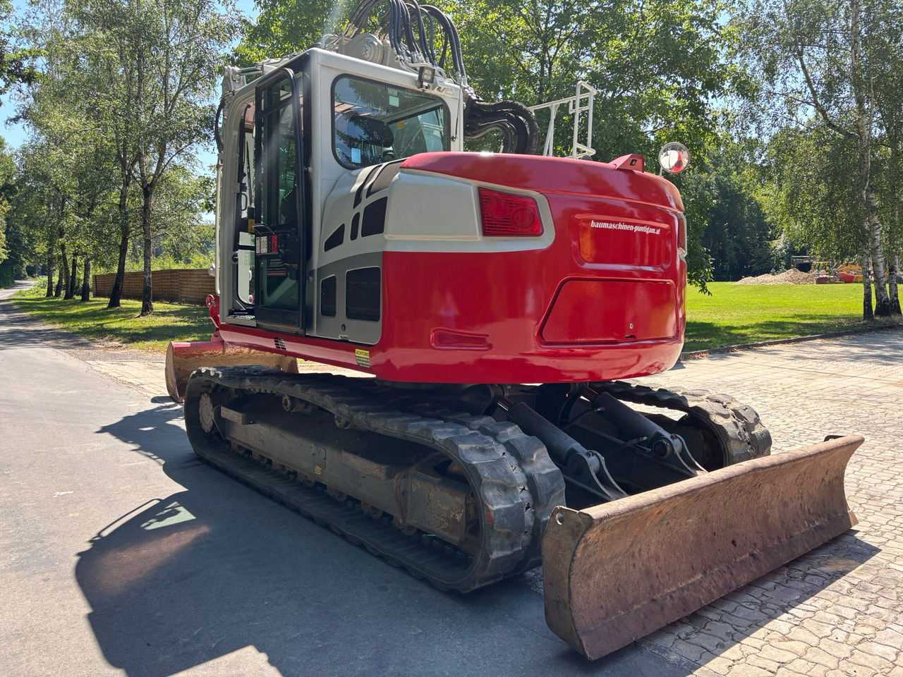 Bager gusjeničar Takeuchi TB 2150 R: slika Bager gusjeničar Takeuchi TB 2150 R