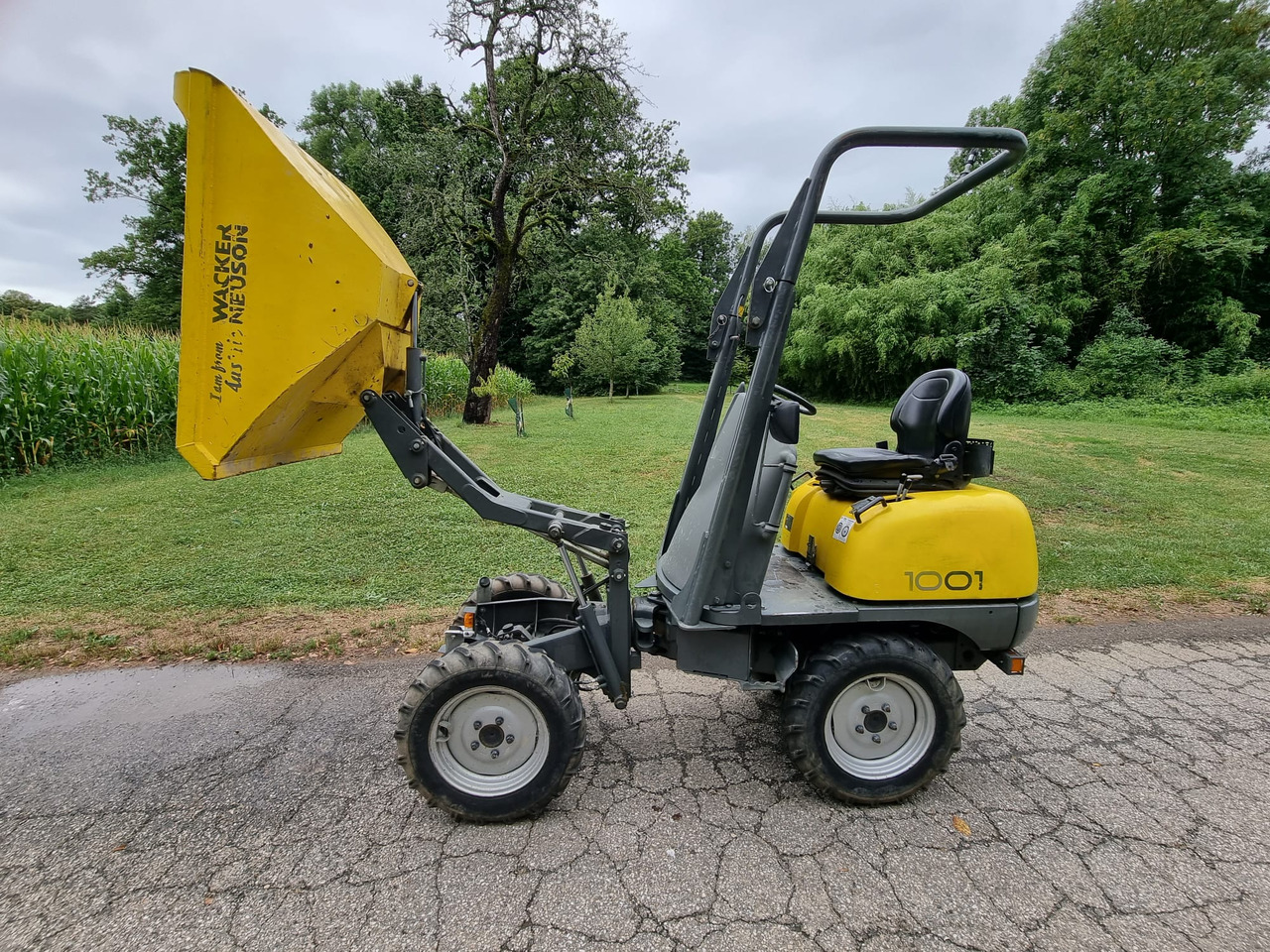 WACKER Neuson 1001 - Mini istovarivač: slika WACKER Neuson 1001 - Mini istovarivač WACKER Neuson 1001 - Mini istovarivač: slika WACKER Neuson 1001 - Mini istovarivač