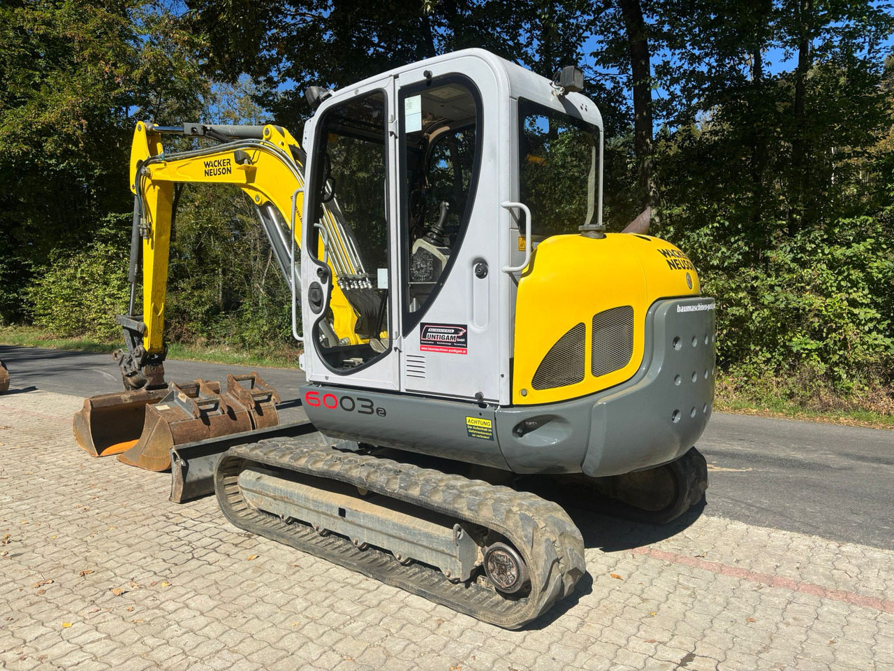 WACKER Neuson 6003 - Mini bager: slika WACKER Neuson 6003 - Mini bager WACKER Neuson 6003 - Mini bager: slika WACKER Neuson 6003 - Mini bager