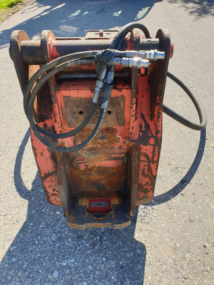 WIMMER - Hidraulični čekić za Bager gusjeničar: slika WIMMER - Hidraulični čekić za Bager gusjeničar WIMMER - Hidraulični čekić za Bager gusjeničar: slika WIMMER - Hidraulični čekić za Bager gusjeničar