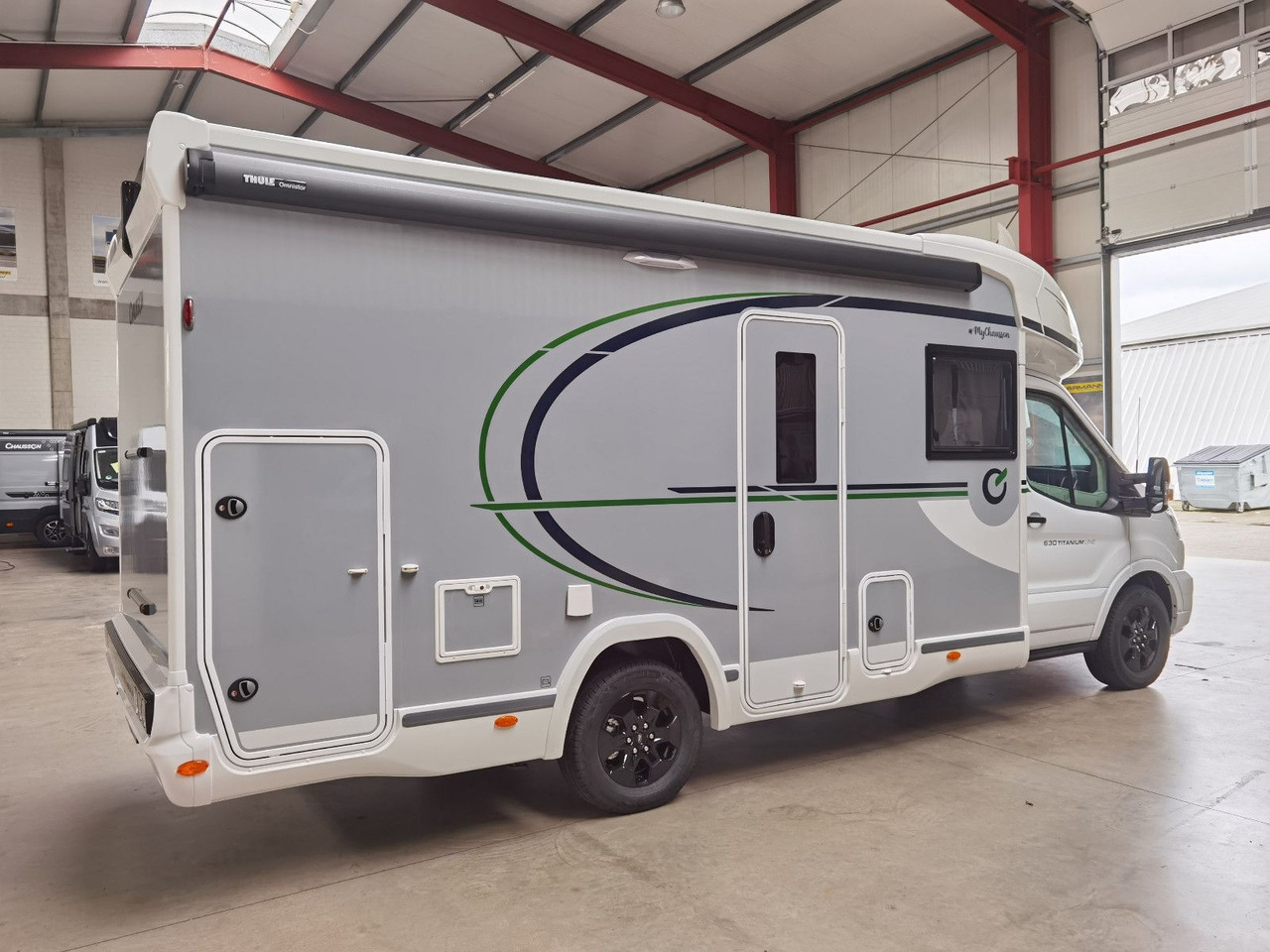 Chausson 630 TITANIUM / - 2026 - / EINZEL.- HUBBETTEN - Poluintegrirani kamper: slika Chausson 630 TITANIUM / - 2026 - / EINZEL.- HUBBETTEN - Poluintegrirani kamper Chausson 630 TITANIUM / - 2026 - / EINZEL.- HUBBETTEN - Poluintegrirani kamper: slika Chausson 630 TITANIUM / - 2026 - / EINZEL.- HUBBETTEN - Poluintegrirani kamper