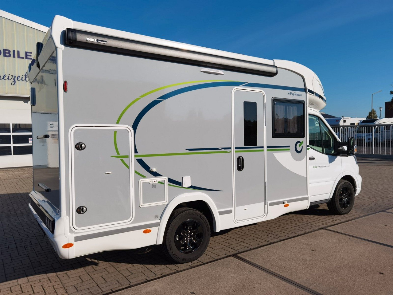 Chausson 650 TITANIUM / - 2026 - / 165PS - 8G. / HUBBETT - Poluintegrirani kamper: slika Chausson 650 TITANIUM / - 2026 - / 165PS - 8G. / HUBBETT - Poluintegrirani kamper Chausson 650 TITANIUM / - 2026 - / 165PS - 8G. / HUBBETT - Poluintegrirani kamper: slika Chausson 650 TITANIUM / - 2026 - / 165PS - 8G. / HUBBETT - Poluintegrirani kamper