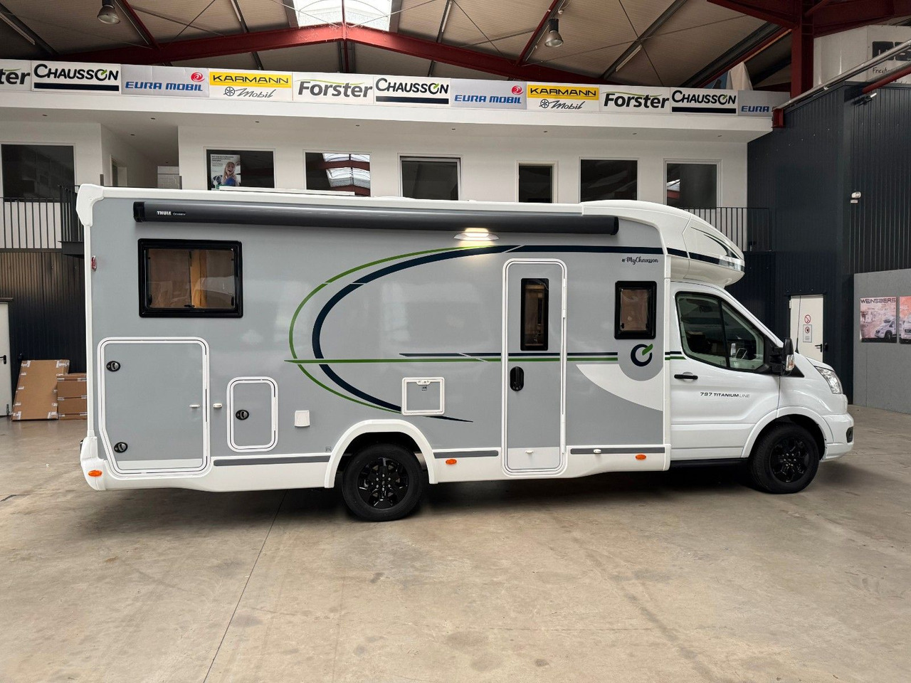 Chausson 797 TITANIUM / - 2026 - / 4.1T. / EINZELBETTEN - Poluintegrirani kamper: slika Chausson 797 TITANIUM / - 2026 - / 4.1T. / EINZELBETTEN - Poluintegrirani kamper Chausson 797 TITANIUM / - 2026 - / 4.1T. / EINZELBETTEN - Poluintegrirani kamper: slika Chausson 797 TITANIUM / - 2026 - / 4.1T. / EINZELBETTEN - Poluintegrirani kamper