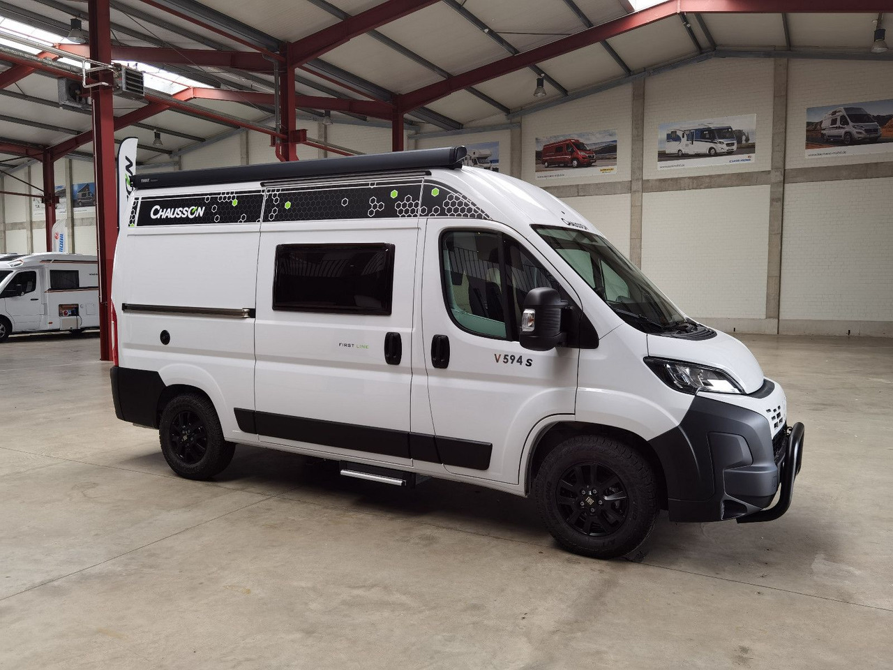 Chausson V594S FIRST LINE/ -2026- / 140PS- 8G. AUTOMATIK - Kamp kombi: slika Chausson V594S FIRST LINE/ -2026- / 140PS- 8G. AUTOMATIK - Kamp kombi Chausson V594S FIRST LINE/ -2026- / 140PS- 8G. AUTOMATIK - Kamp kombi: slika Chausson V594S FIRST LINE/ -2026- / 140PS- 8G. AUTOMATIK - Kamp kombi