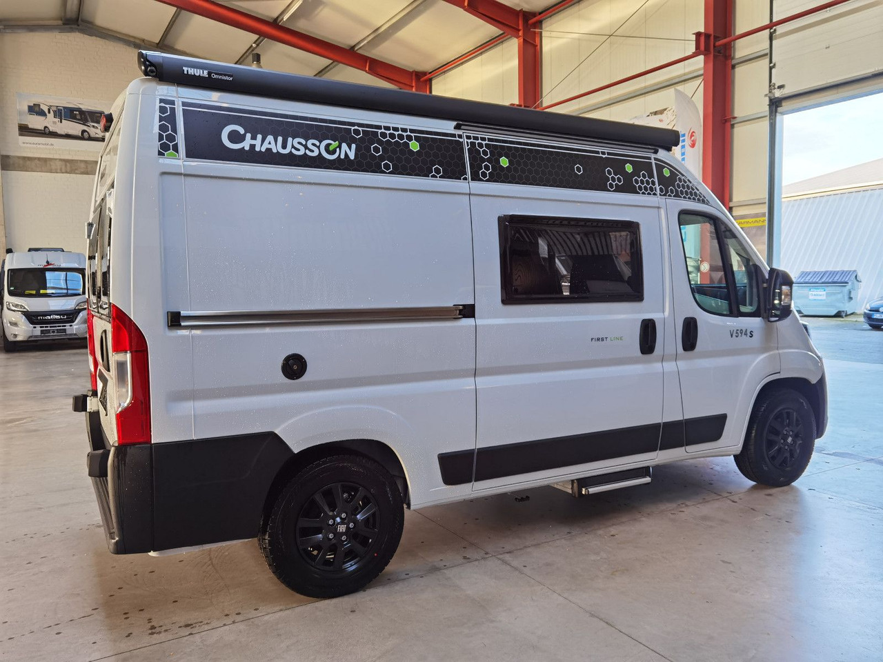 Chausson V594S FIRST LINE / MODELL 2026 / NUR 5.41M. - Kamp kombi: slika Chausson V594S FIRST LINE / MODELL 2026 / NUR 5.41M. - Kamp kombi Chausson V594S FIRST LINE / MODELL 2026 / NUR 5.41M. - Kamp kombi: slika Chausson V594S FIRST LINE / MODELL 2026 / NUR 5.41M. - Kamp kombi