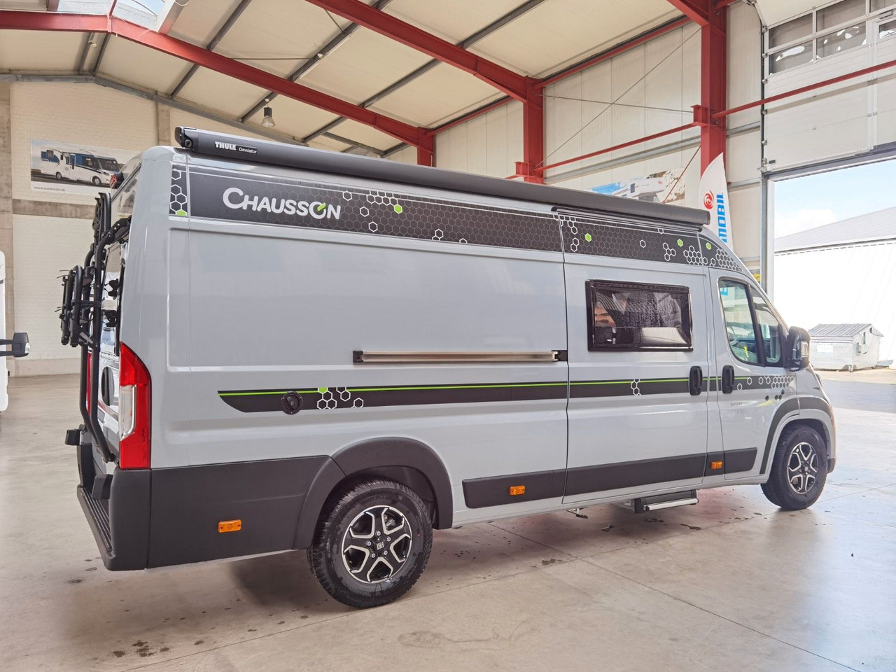 Chausson V690 SPORT LINE / 140PS-8G / XL -HUBBETT E.-BIKE - Kamp kombi: slika Chausson V690 SPORT LINE / 140PS-8G / XL -HUBBETT E.-BIKE - Kamp kombi Chausson V690 SPORT LINE / 140PS-8G / XL -HUBBETT E.-BIKE - Kamp kombi: slika Chausson V690 SPORT LINE / 140PS-8G / XL -HUBBETT E.-BIKE - Kamp kombi