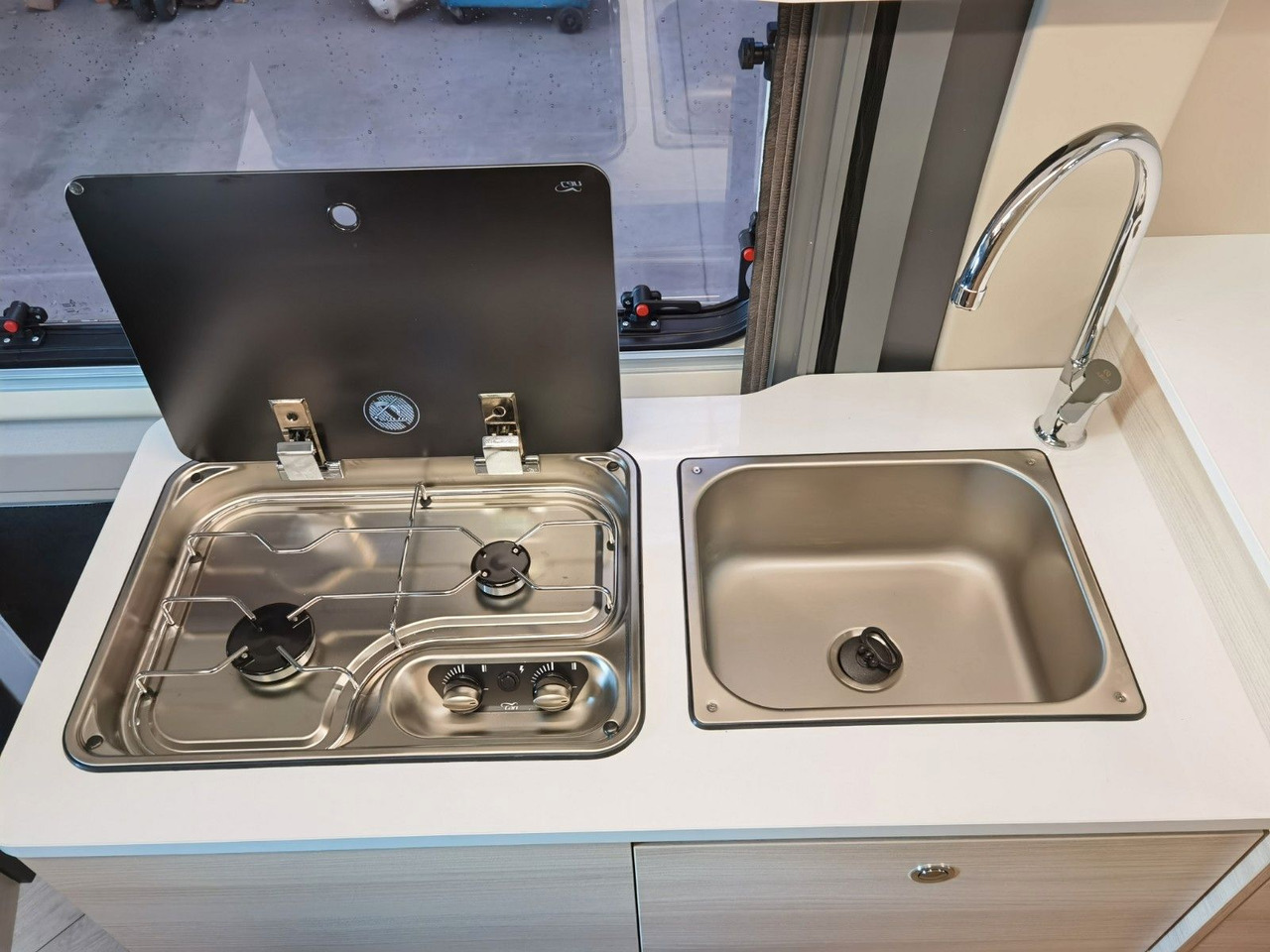 Zakup  Chausson V697 FIRST LINE / - 2025- / 140PS / EINZELBETTEN Chausson V697 FIRST LINE / - 2025- / 140PS / EINZELBETTEN: slika Zakup  Chausson V697 FIRST LINE / - 2025- / 140PS / EINZELBETTEN Chausson V697 FIRST LINE / - 2025- / 140PS / EINZELBETTEN