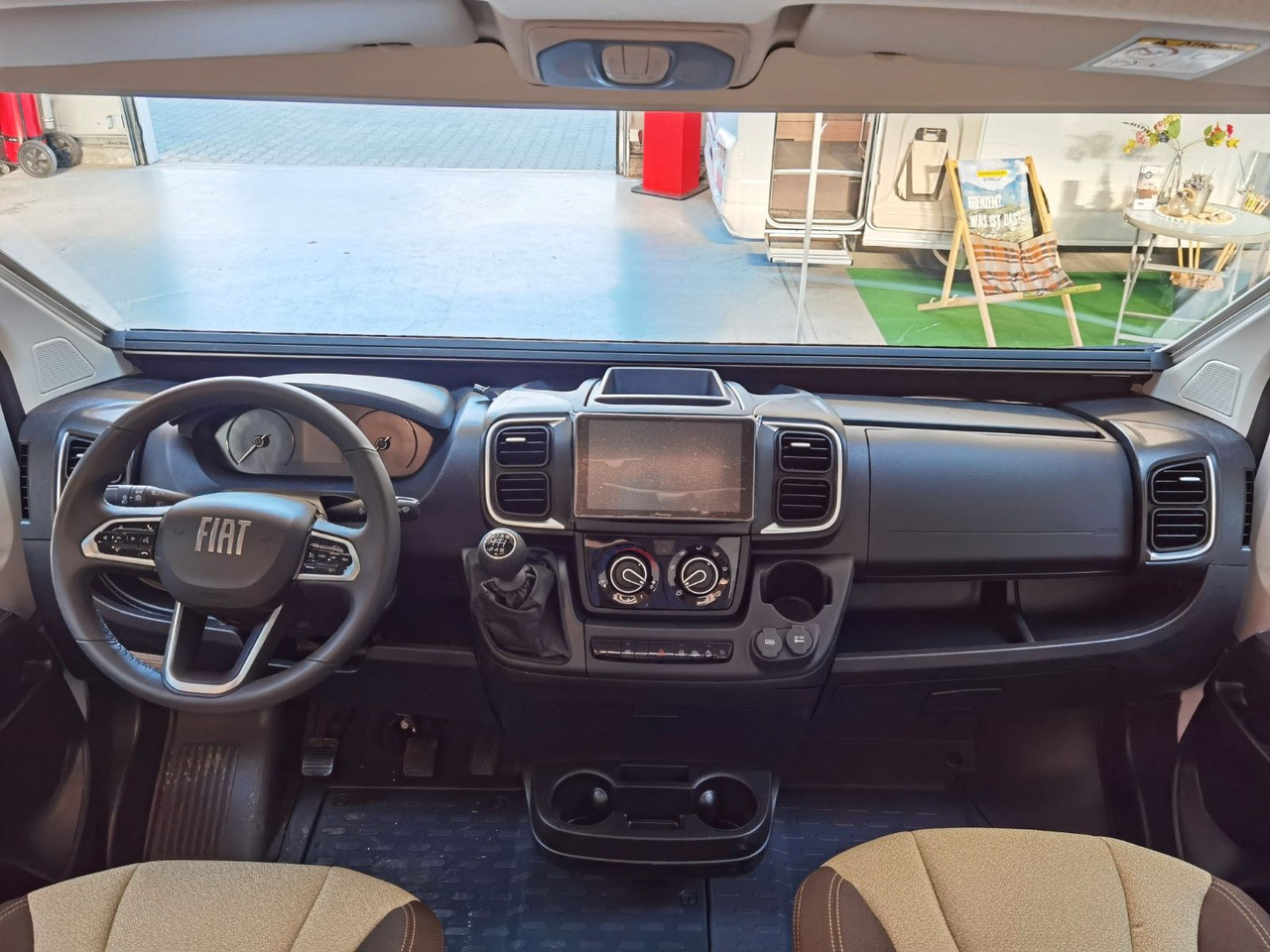 Zakup  Chausson V697 FIRST LINE / - 2025- / 140PS / EINZELBETTEN Chausson V697 FIRST LINE / - 2025- / 140PS / EINZELBETTEN: slika Zakup  Chausson V697 FIRST LINE / - 2025- / 140PS / EINZELBETTEN Chausson V697 FIRST LINE / - 2025- / 140PS / EINZELBETTEN