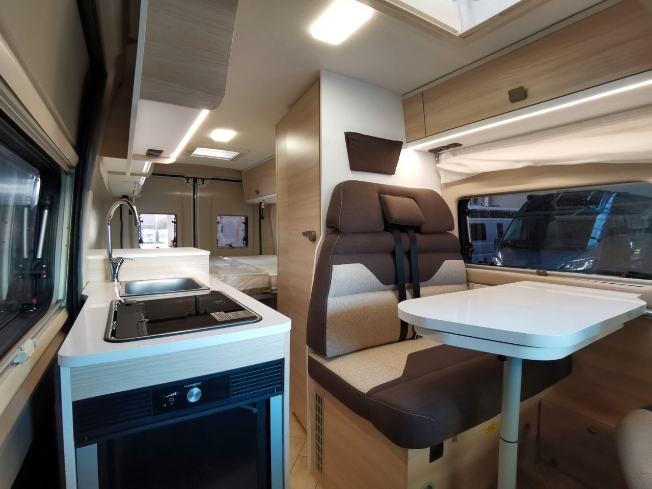 Zakup  Chausson V697 FIRST LINE / - 2025- / 140PS / EINZELBETTEN Chausson V697 FIRST LINE / - 2025- / 140PS / EINZELBETTEN: slika Zakup  Chausson V697 FIRST LINE / - 2025- / 140PS / EINZELBETTEN Chausson V697 FIRST LINE / - 2025- / 140PS / EINZELBETTEN