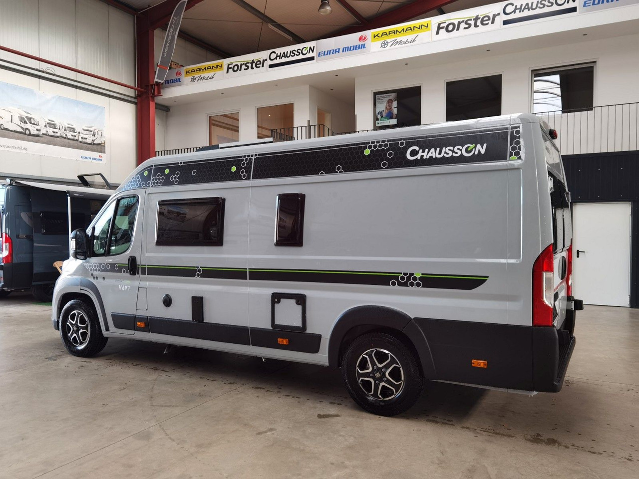 Chausson V697 SPORT LINE / 140PS-8G / EINZELBETTEN - GARA - Kamp kombi: slika Chausson V697 SPORT LINE / 140PS-8G / EINZELBETTEN - GARA - Kamp kombi Chausson V697 SPORT LINE / 140PS-8G / EINZELBETTEN - GARA - Kamp kombi: slika Chausson V697 SPORT LINE / 140PS-8G / EINZELBETTEN - GARA - Kamp kombi