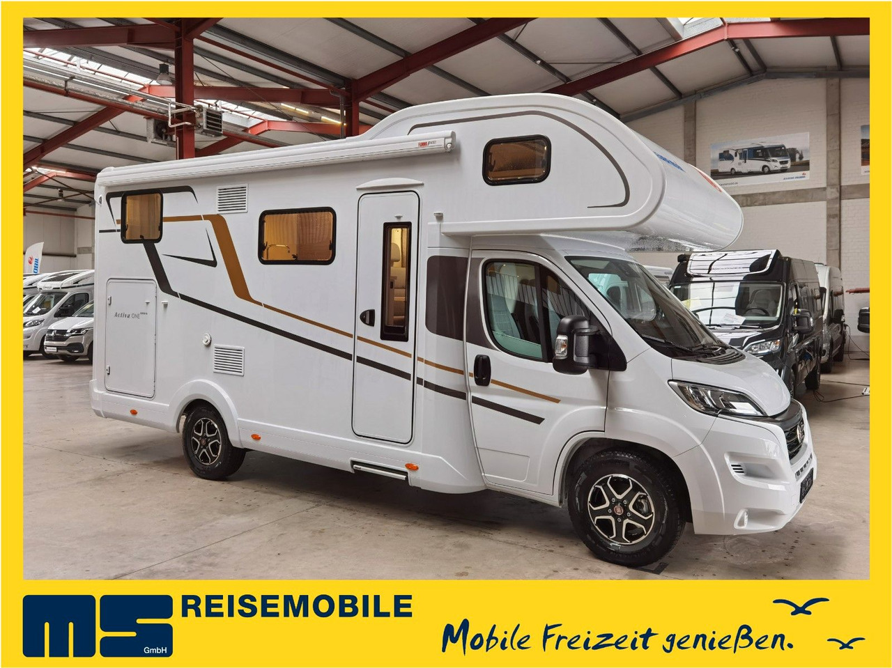 Eura Mobil ACTIVA ONE 690 HB / 180PS-40H MAXI/ PANORAMADACH - Alkoven kamper: slika Eura Mobil ACTIVA ONE 690 HB / 180PS-40H MAXI/ PANORAMADACH - Alkoven kamper Eura Mobil ACTIVA ONE 690 HB / 180PS-40H MAXI/ PANORAMADACH - Alkoven kamper: slika Eura Mobil ACTIVA ONE 690 HB / 180PS-40H MAXI/ PANORAMADACH - Alkoven kamper