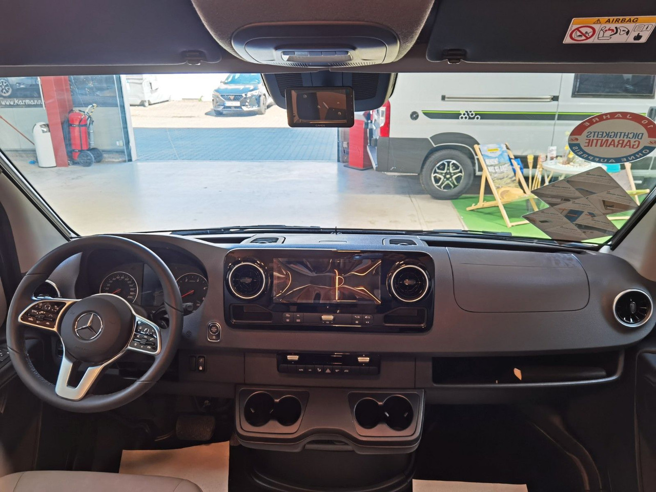 Poluintegrirani kamper Eura Mobil PROFILA T 696 EB /-2025-/ S-PAKET / EINZELBETTEN: slika Poluintegrirani kamper Eura Mobil PROFILA T 696 EB /-2025-/ S-PAKET / EINZELBETTEN