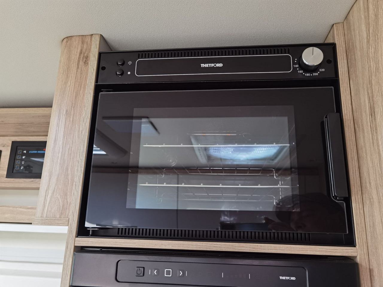 Poluintegrirani kamper Eura Mobil PROFILA T 720 EB /MOD. 2026/ 180PS-8G.AUTOMATIK: slika Poluintegrirani kamper Eura Mobil PROFILA T 720 EB /MOD. 2026/ 180PS-8G.AUTOMATIK