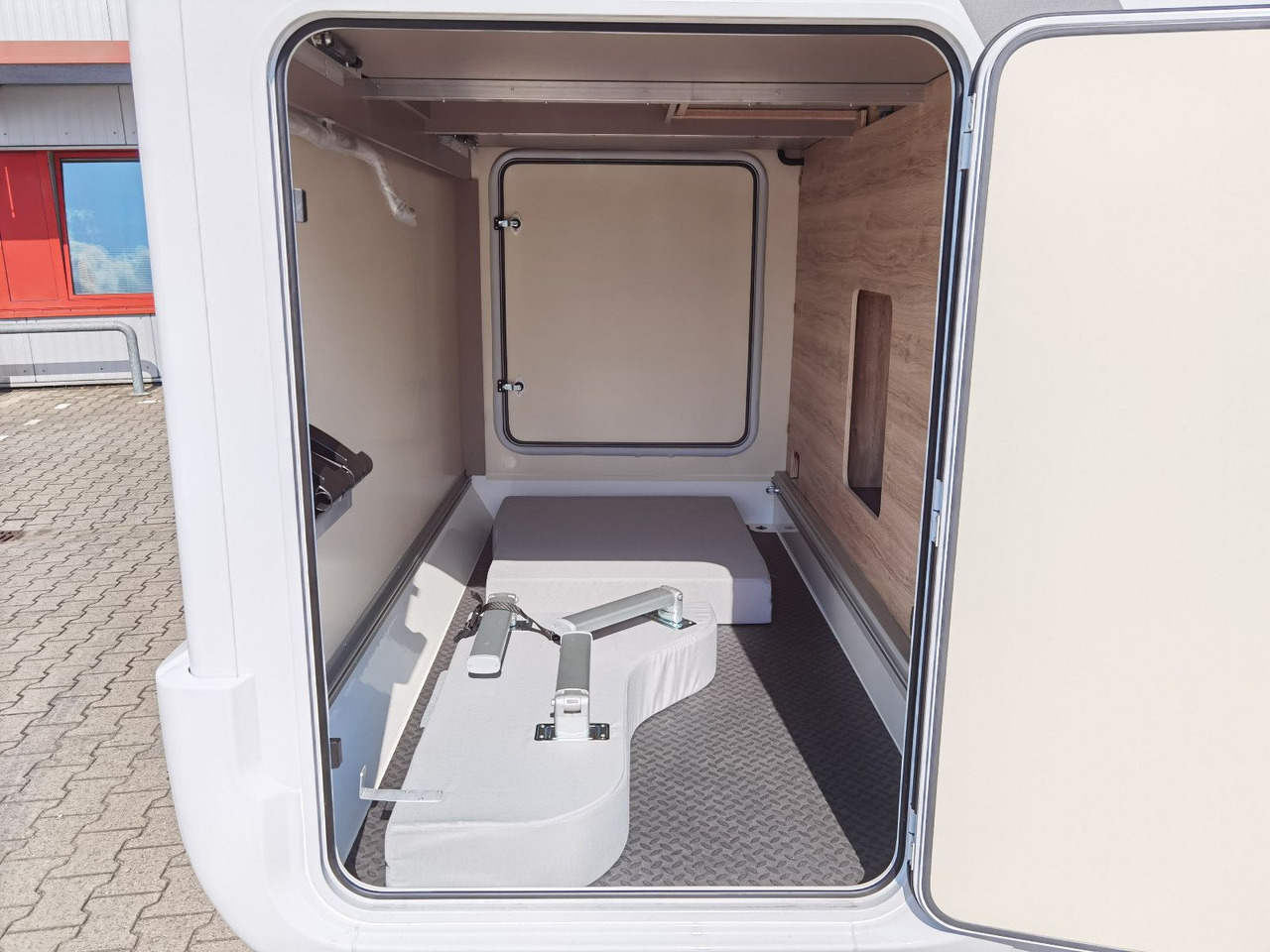 Poluintegrirani kamper Eura Mobil PROFILA T 720 EB /MOD. 2026/ 180PS-8G.AUTOMATIK: slika Poluintegrirani kamper Eura Mobil PROFILA T 720 EB /MOD. 2026/ 180PS-8G.AUTOMATIK