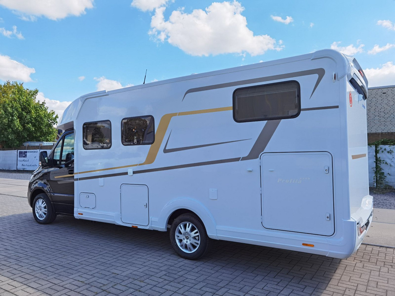 Eura Mobil PROFILA T 726 EB - MODELL 2025 -MONDIAL PLUS & S - Poluintegrirani kamper: slika Eura Mobil PROFILA T 726 EB - MODELL 2025 -MONDIAL PLUS & S - Poluintegrirani kamper Eura Mobil PROFILA T 726 EB - MODELL 2025 -MONDIAL PLUS & S - Poluintegrirani kamper: slika Eura Mobil PROFILA T 726 EB - MODELL 2025 -MONDIAL PLUS & S - Poluintegrirani kamper