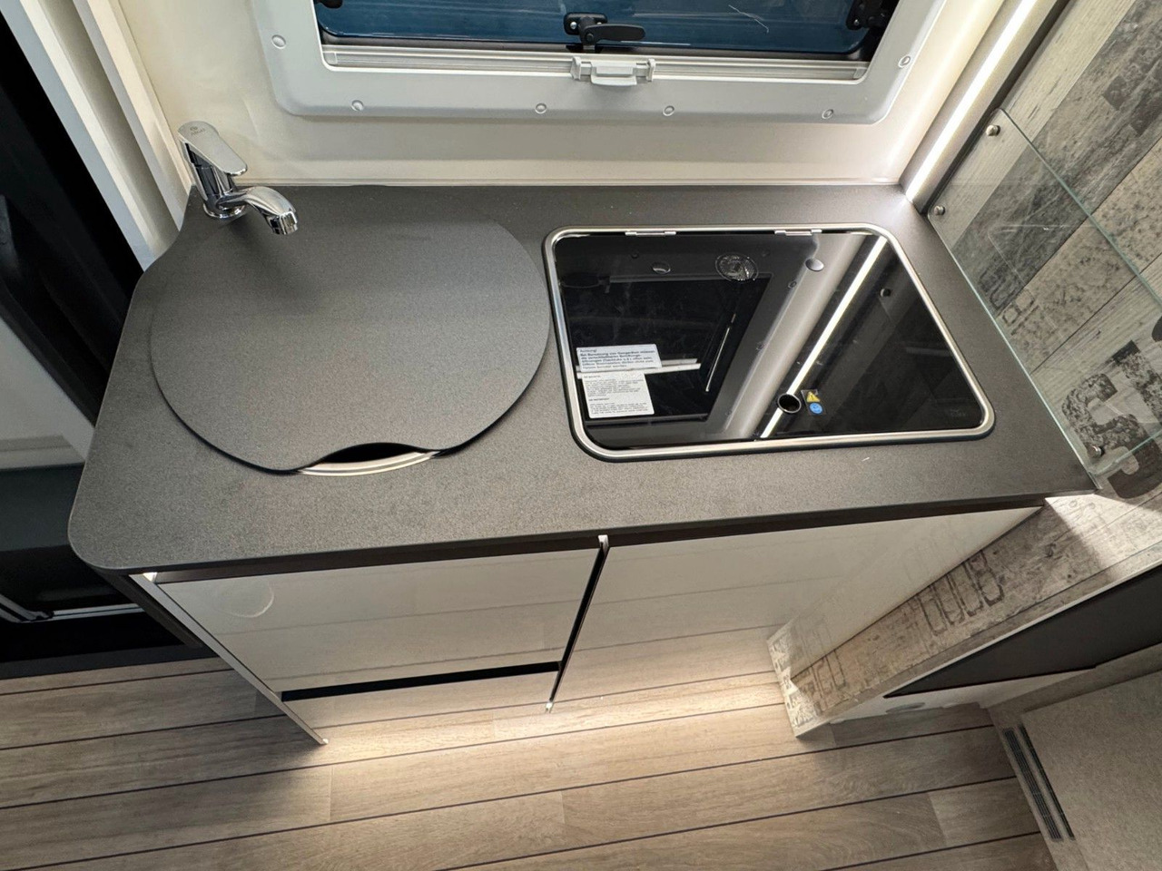 Poluintegrirani kamper Forster T 599 HBN COUPÈ /-2026-/ 165PS-8G / SILVER-PAKET: slika Poluintegrirani kamper Forster T 599 HBN COUPÈ /-2026-/ 165PS-8G / SILVER-PAKET Poluintegrirani kamper Forster T 599 HBN COUPÈ /-2026-/ 165PS-8G / SILVER-PAKET: slika Poluintegrirani kamper Forster T 599 HBN COUPÈ /-2026-/ 165PS-8G / SILVER-PAKET