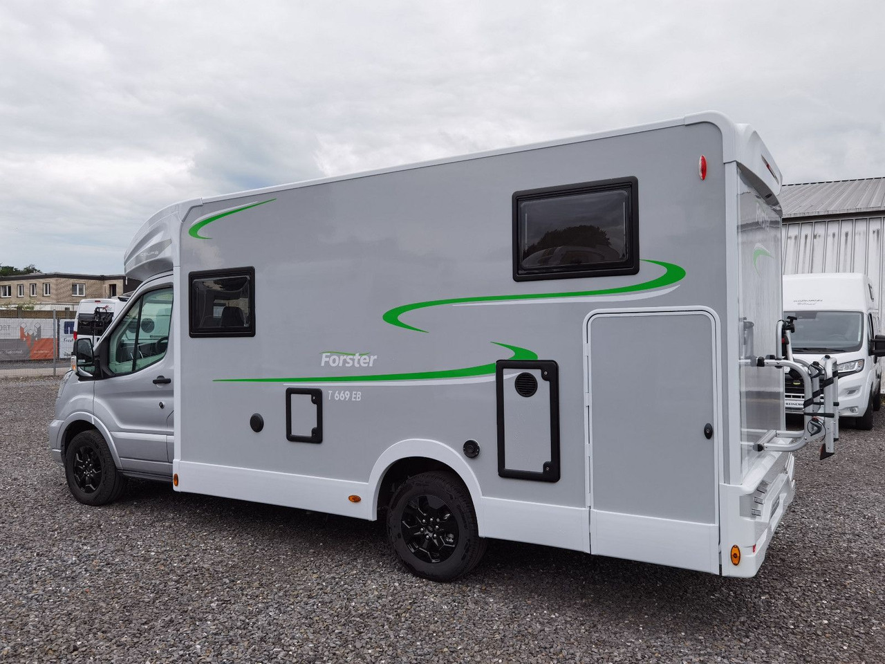 Forster T 669 EBN COUPÈ / -2025-/165PS-DSG/ EINZELBETTEN - Poluintegrirani kamper: slika Forster T 669 EBN COUPÈ / -2025-/165PS-DSG/ EINZELBETTEN - Poluintegrirani kamper Forster T 669 EBN COUPÈ / -2025-/165PS-DSG/ EINZELBETTEN - Poluintegrirani kamper: slika Forster T 669 EBN COUPÈ / -2025-/165PS-DSG/ EINZELBETTEN - Poluintegrirani kamper