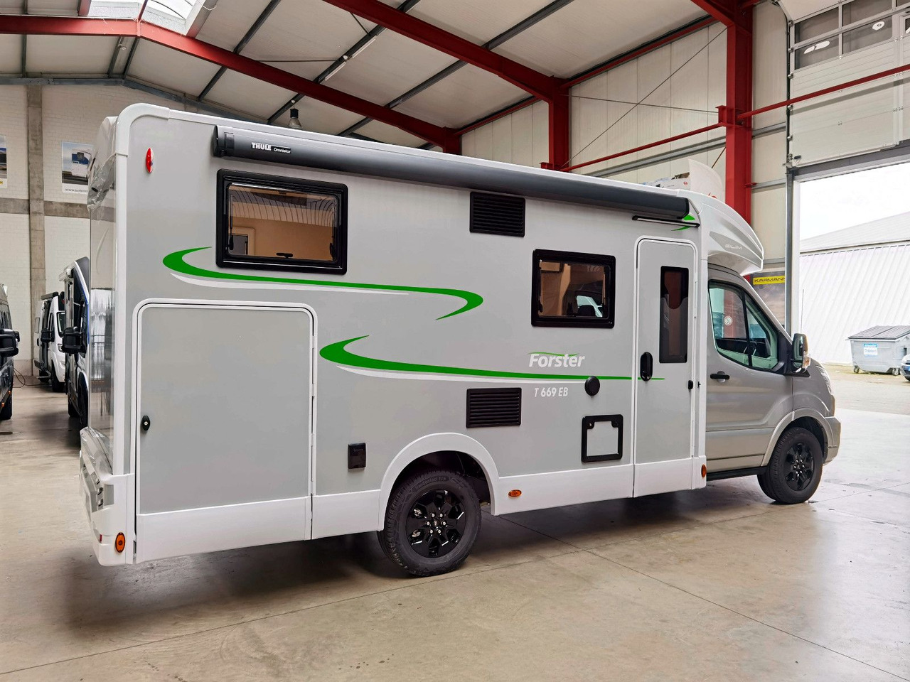Forster T 669 EBN COUPÈ / -2025- / 165PS / EINZELBETTEN - Poluintegrirani kamper: slika Forster T 669 EBN COUPÈ / -2025- / 165PS / EINZELBETTEN - Poluintegrirani kamper Forster T 669 EBN COUPÈ / -2025- / 165PS / EINZELBETTEN - Poluintegrirani kamper: slika Forster T 669 EBN COUPÈ / -2025- / 165PS / EINZELBETTEN - Poluintegrirani kamper