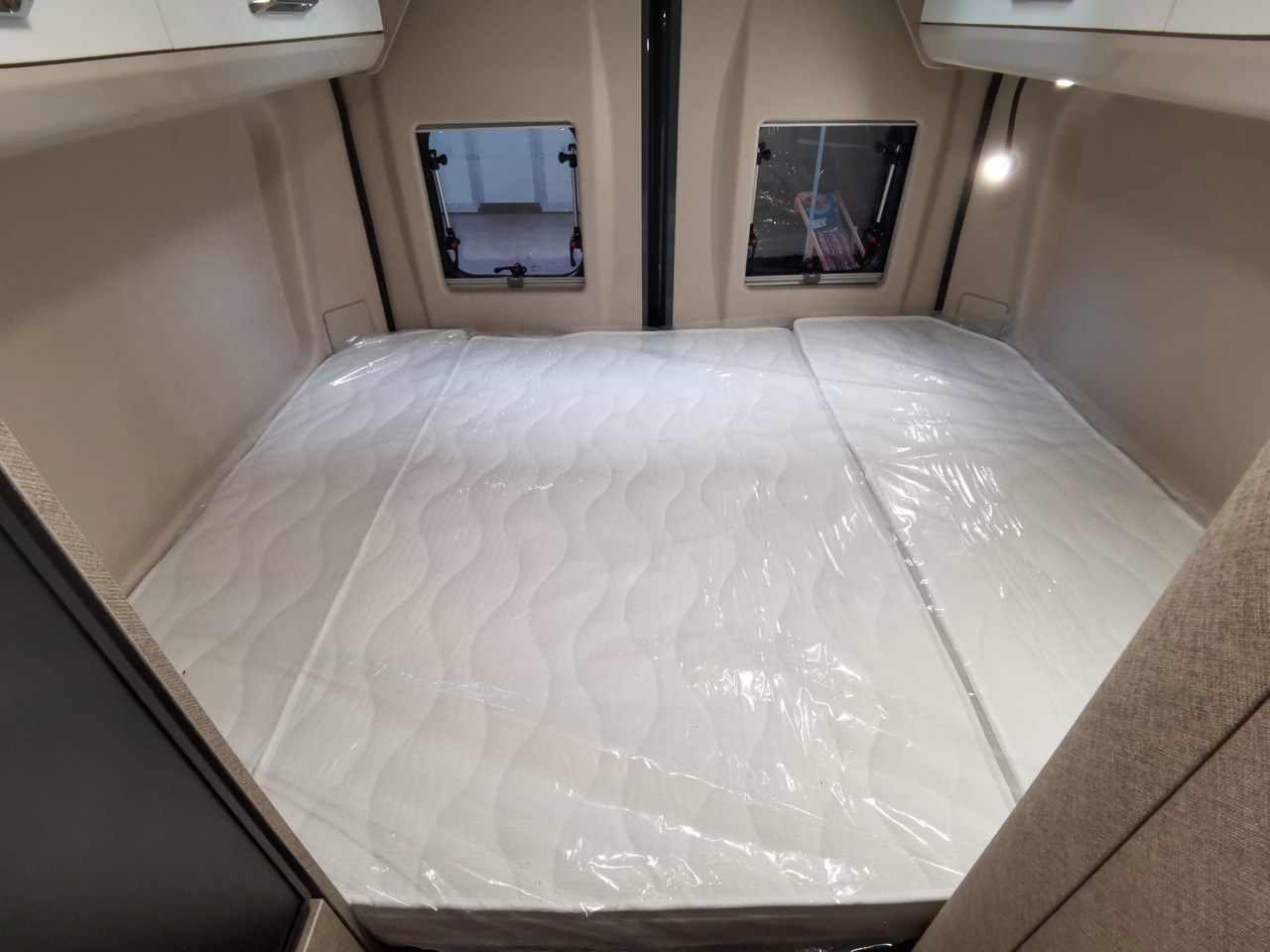 Kamp kombi Karmann DAVIS 590 TRENDSTYLE / -2025-/ 140PS /PLUS-PAKET: slika Kamp kombi Karmann DAVIS 590 TRENDSTYLE / -2025-/ 140PS /PLUS-PAKET