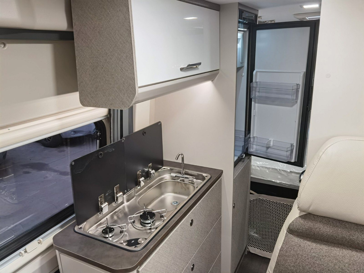 Kamp kombi Karmann DAVIS 590 TRENDSTYLE / -2025-/ 140PS /PLUS-PAKET: slika Kamp kombi Karmann DAVIS 590 TRENDSTYLE / -2025-/ 140PS /PLUS-PAKET