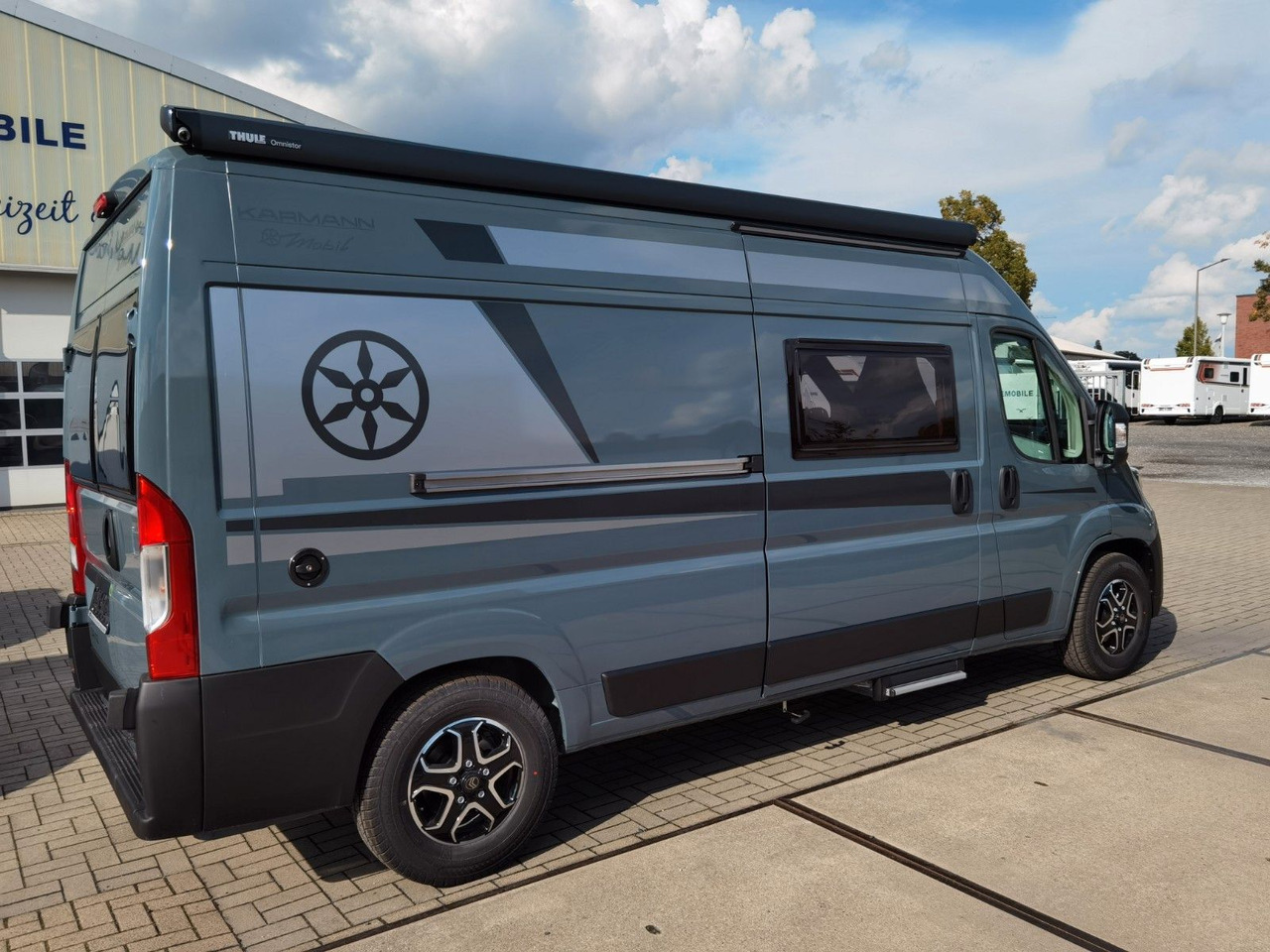 Karmann DAVIS 590 TRENDSTYLE / -MODELL 2026-/ PLUS-PAKET - Kamp kombi: slika Karmann DAVIS 590 TRENDSTYLE / -MODELL 2026-/ PLUS-PAKET - Kamp kombi Karmann DAVIS 590 TRENDSTYLE / -MODELL 2026-/ PLUS-PAKET - Kamp kombi: slika Karmann DAVIS 590 TRENDSTYLE / -MODELL 2026-/ PLUS-PAKET - Kamp kombi