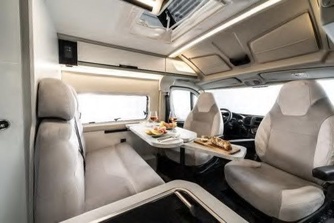 Karmann DAVIS 630 LIFESTYLE/-MODELL 2026- / XXL-HUBBETT - Kamp kombi: slika Karmann DAVIS 630 LIFESTYLE/-MODELL 2026- / XXL-HUBBETT - Kamp kombi Karmann DAVIS 630 LIFESTYLE/-MODELL 2026- / XXL-HUBBETT - Kamp kombi: slika Karmann DAVIS 630 LIFESTYLE/-MODELL 2026- / XXL-HUBBETT - Kamp kombi