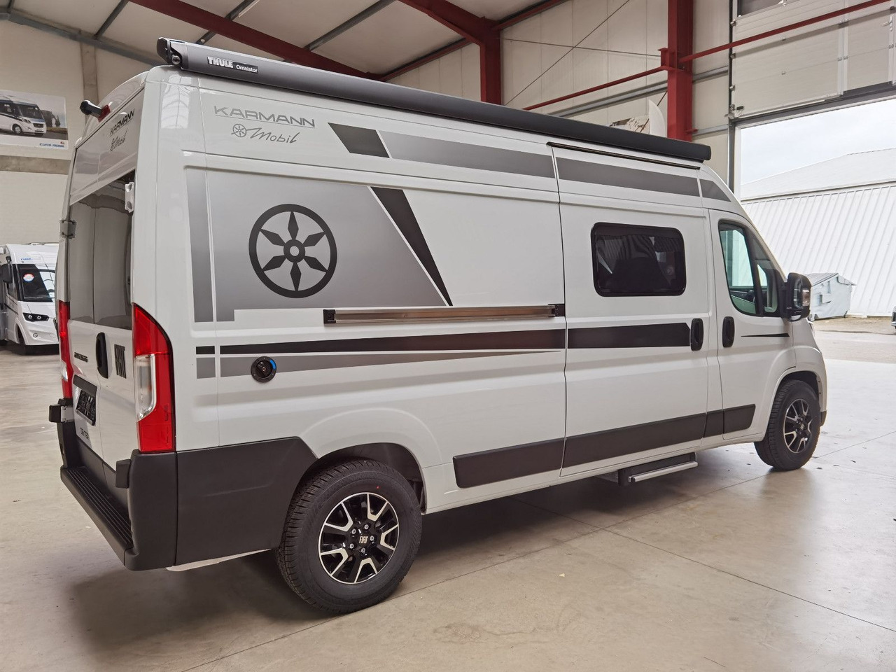 Karmann DEXTER 600 / -2026-/ EINZELBETTEN & BAR-VERSION - Kamp kombi: slika Karmann DEXTER 600 / -2026-/ EINZELBETTEN & BAR-VERSION - Kamp kombi Karmann DEXTER 600 / -2026-/ EINZELBETTEN & BAR-VERSION - Kamp kombi: slika Karmann DEXTER 600 / -2026-/ EINZELBETTEN & BAR-VERSION - Kamp kombi