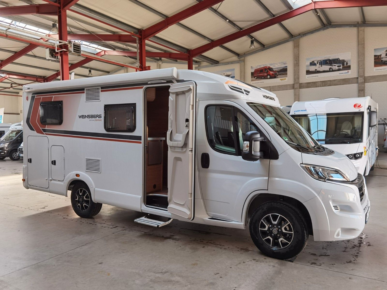 Zakup  Weinsberg CARACOMPACT 600 MEG EDITION-PEPPER/ EINZELBETTEN Weinsberg CARACOMPACT 600 MEG EDITION-PEPPER/ EINZELBETTEN: slika Zakup  Weinsberg CARACOMPACT 600 MEG EDITION-PEPPER/ EINZELBETTEN Weinsberg CARACOMPACT 600 MEG EDITION-PEPPER/ EINZELBETTEN