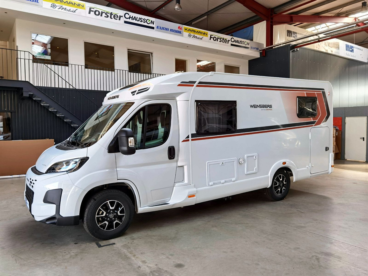 Weinsberg CARACOMPACT 600 MEG EDITION PEPPER / MODELL 2025 - Poluintegrirani kamper: slika Weinsberg CARACOMPACT 600 MEG EDITION PEPPER / MODELL 2025 - Poluintegrirani kamper Weinsberg CARACOMPACT 600 MEG EDITION PEPPER / MODELL 2025 - Poluintegrirani kamper: slika Weinsberg CARACOMPACT 600 MEG EDITION PEPPER / MODELL 2025 - Poluintegrirani kamper