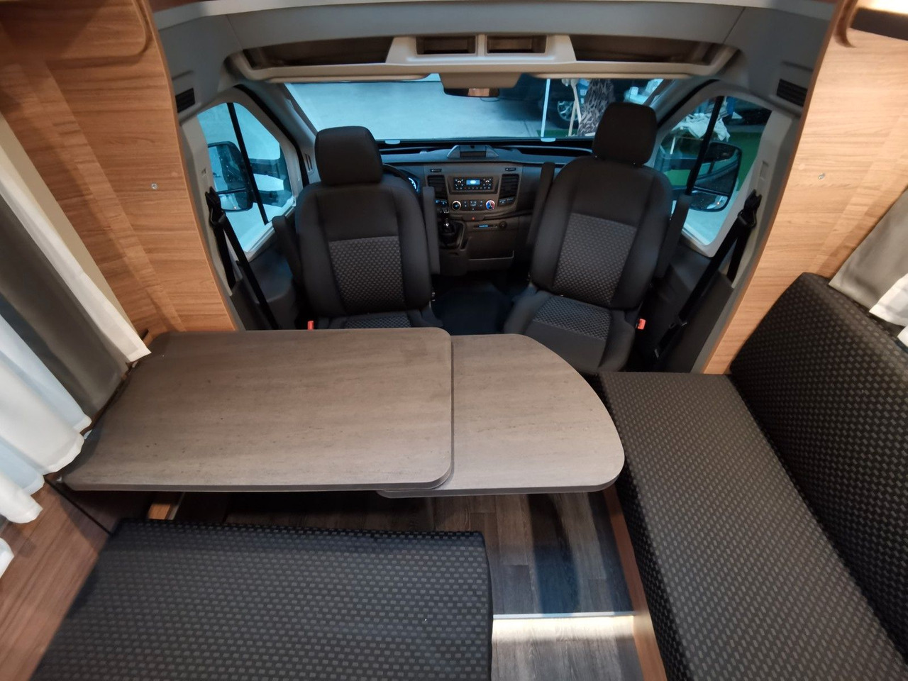 Poluintegrirani kamper Weinsberg CARALOFT 650 MF / 155PS / TOP - AUSSTATTUNG: slika Poluintegrirani kamper Weinsberg CARALOFT 650 MF / 155PS / TOP - AUSSTATTUNG Poluintegrirani kamper Weinsberg CARALOFT 650 MF / 155PS / TOP - AUSSTATTUNG: slika Poluintegrirani kamper Weinsberg CARALOFT 650 MF / 155PS / TOP - AUSSTATTUNG