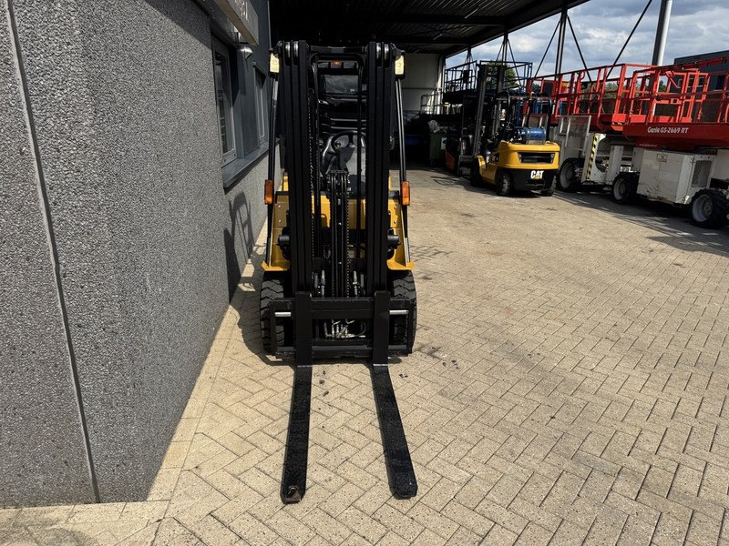 Caterpillar DP20CN Triplo 430 Freelift / Sideshift / 4e Functie 1930uur Diesel 2006 - Diesel viličar: slika Caterpillar DP20CN Triplo 430 Freelift / Sideshift / 4e Functie 1930uur Diesel 2006 - Diesel viličar Caterpillar DP20CN Triplo 430 Freelift / Sideshift / 4e Functie 1930uur Diesel 2006 - Diesel viličar: slika Caterpillar DP20CN Triplo 430 Freelift / Sideshift / 4e Functie 1930uur Diesel 2006 - Diesel viličar