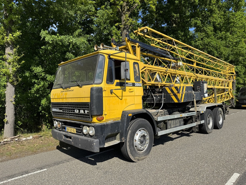 DAF 2500 - Autodizalica: slika DAF 2500 - Autodizalica DAF 2500 - Autodizalica: slika DAF 2500 - Autodizalica
