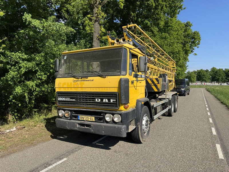 DAF 2500 - Autodizalica: slika DAF 2500 - Autodizalica DAF 2500 - Autodizalica: slika DAF 2500 - Autodizalica